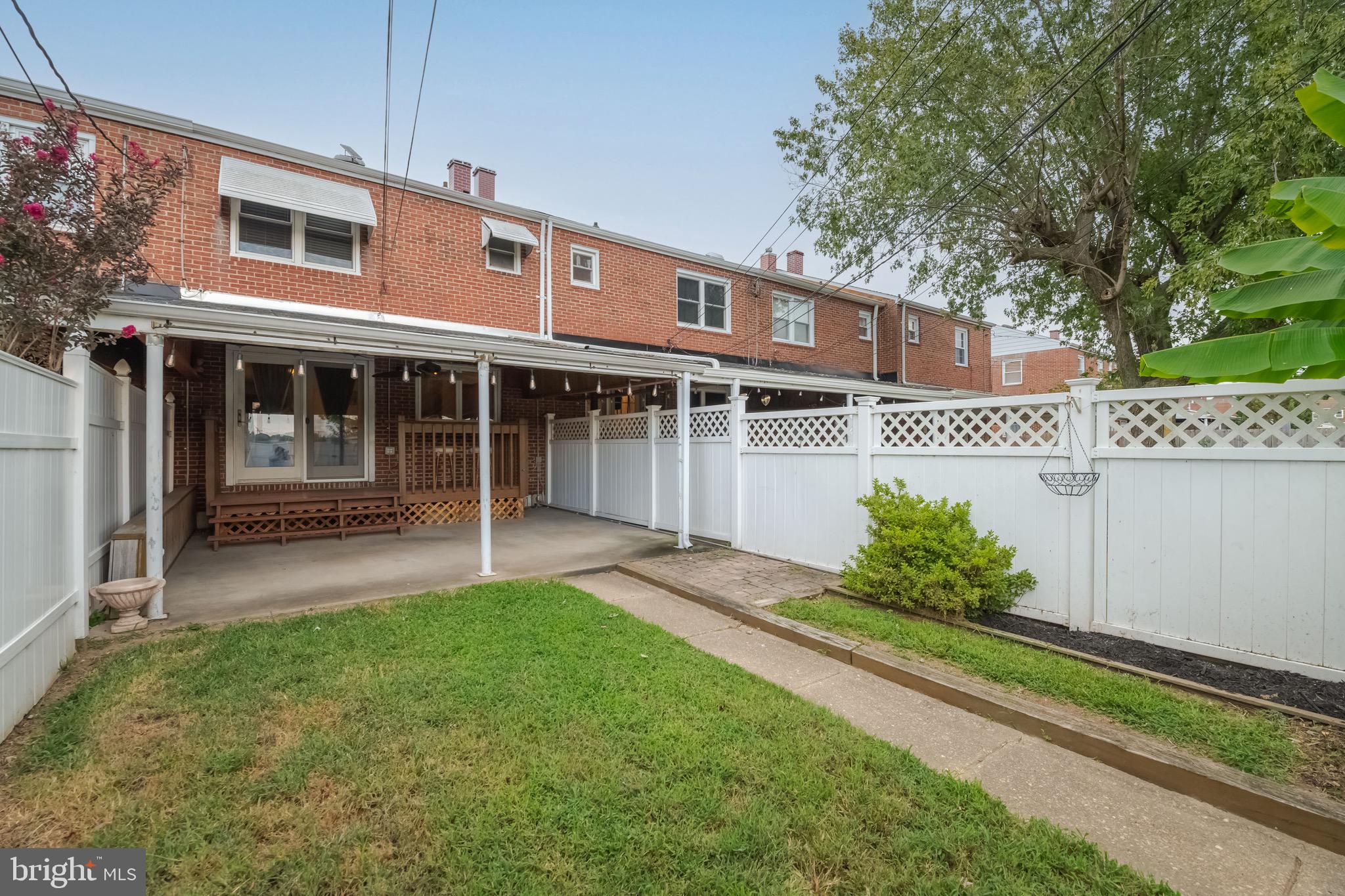 EASTCREST - Residential