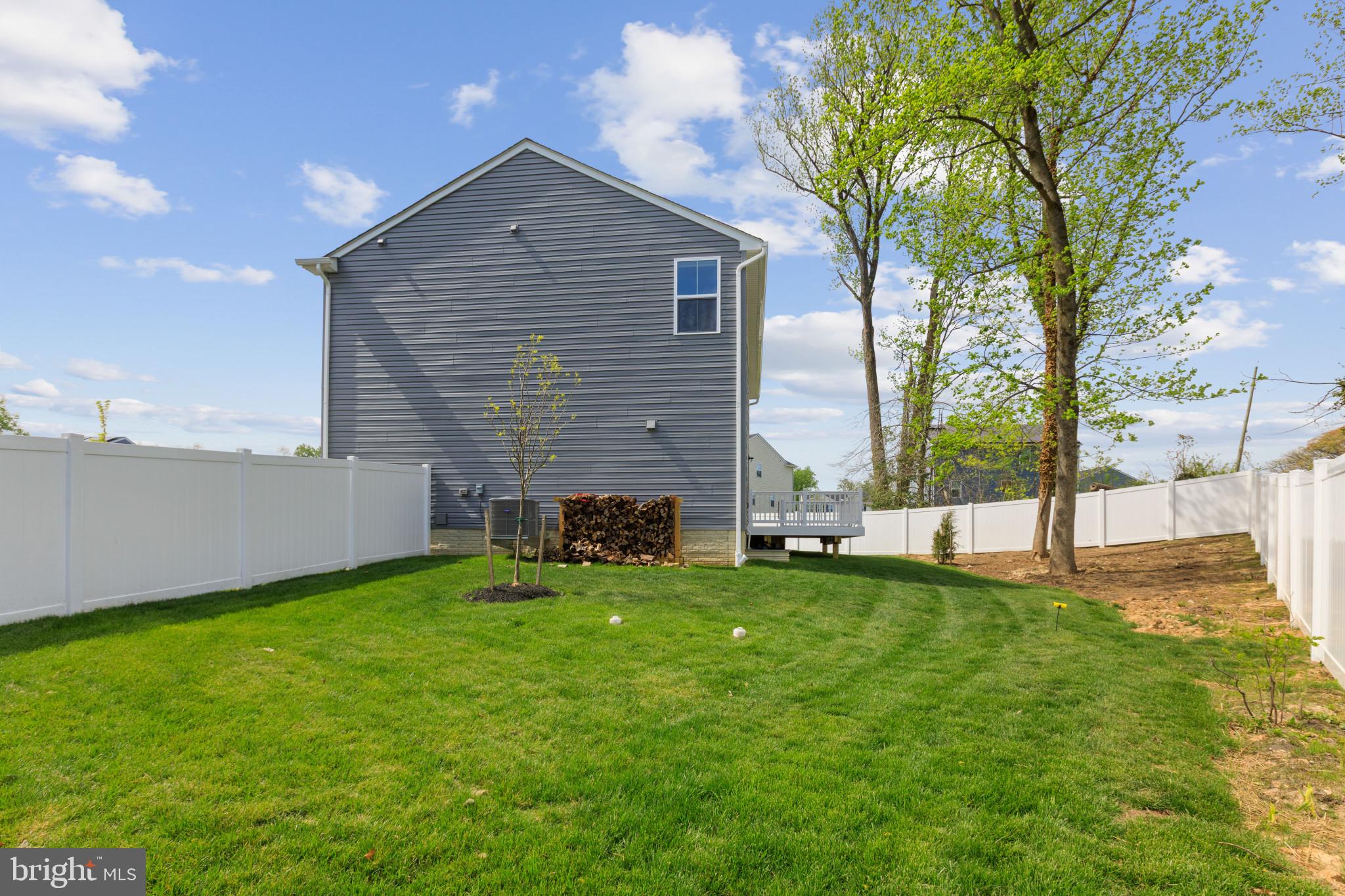 BROOKE - Residential