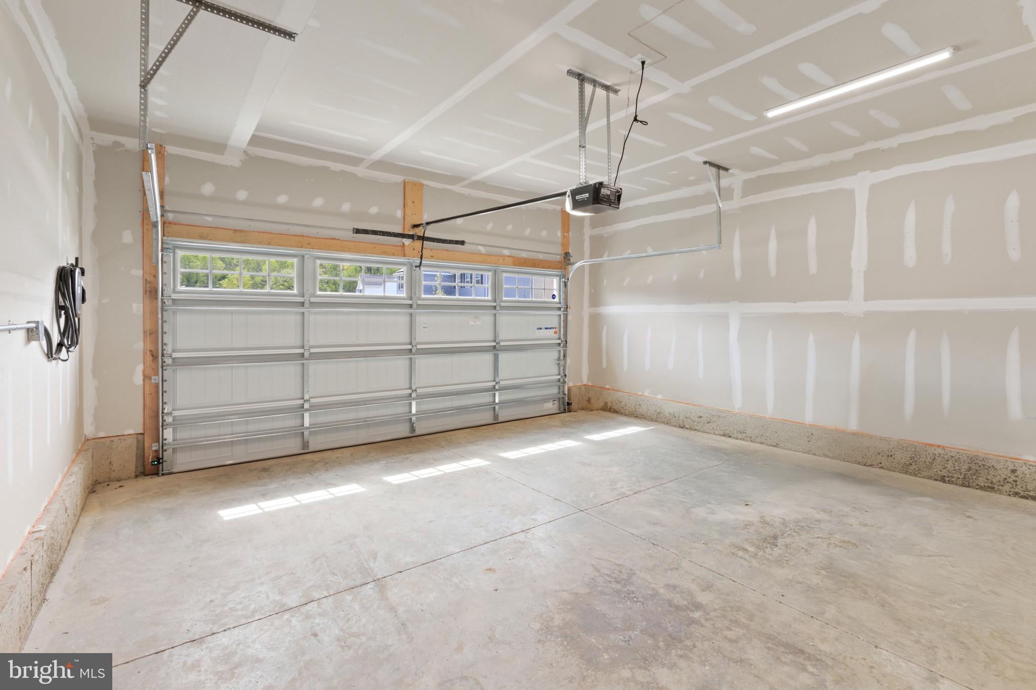 BROOKE - Residential