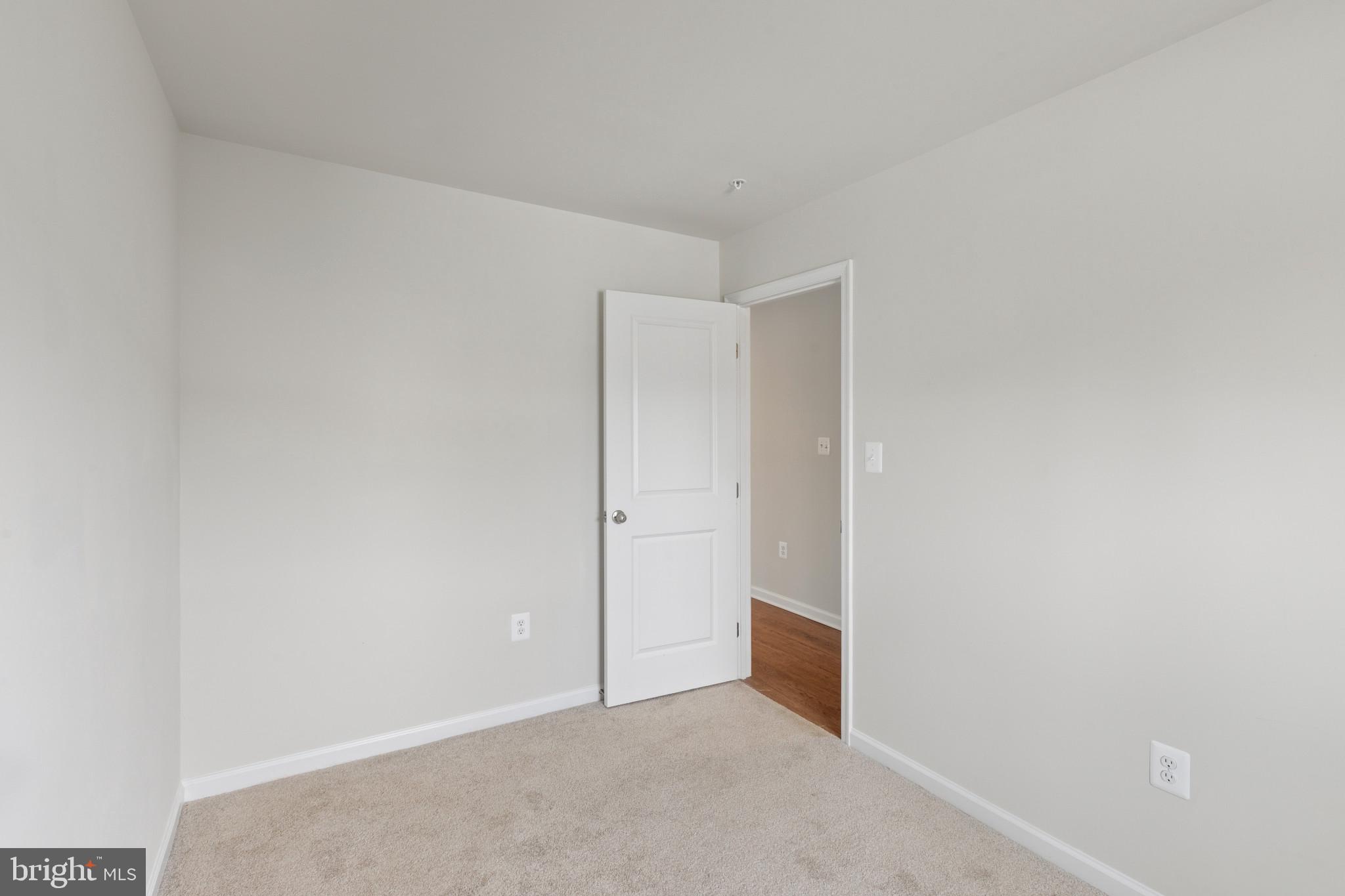 BROOKE - Residential