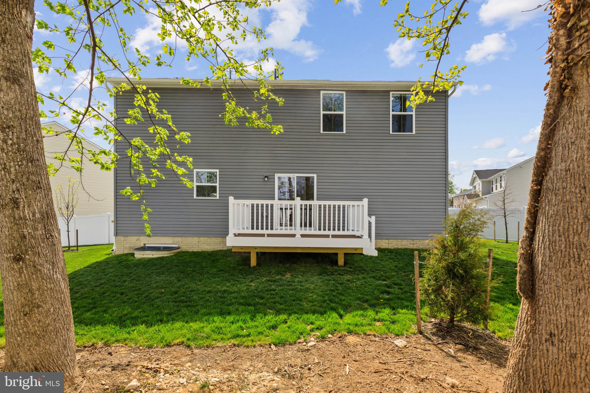 BROOKE - Residential