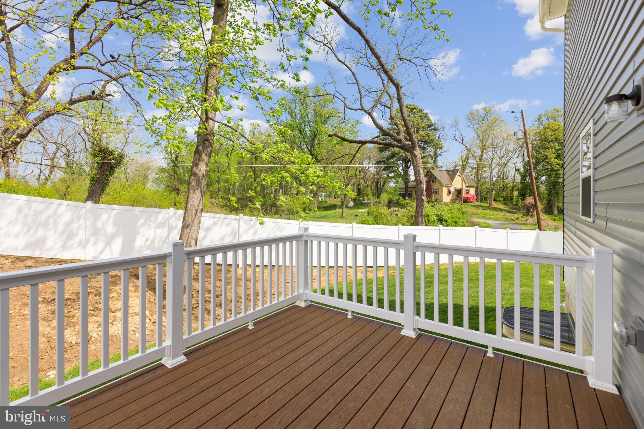 BROOKE - Residential