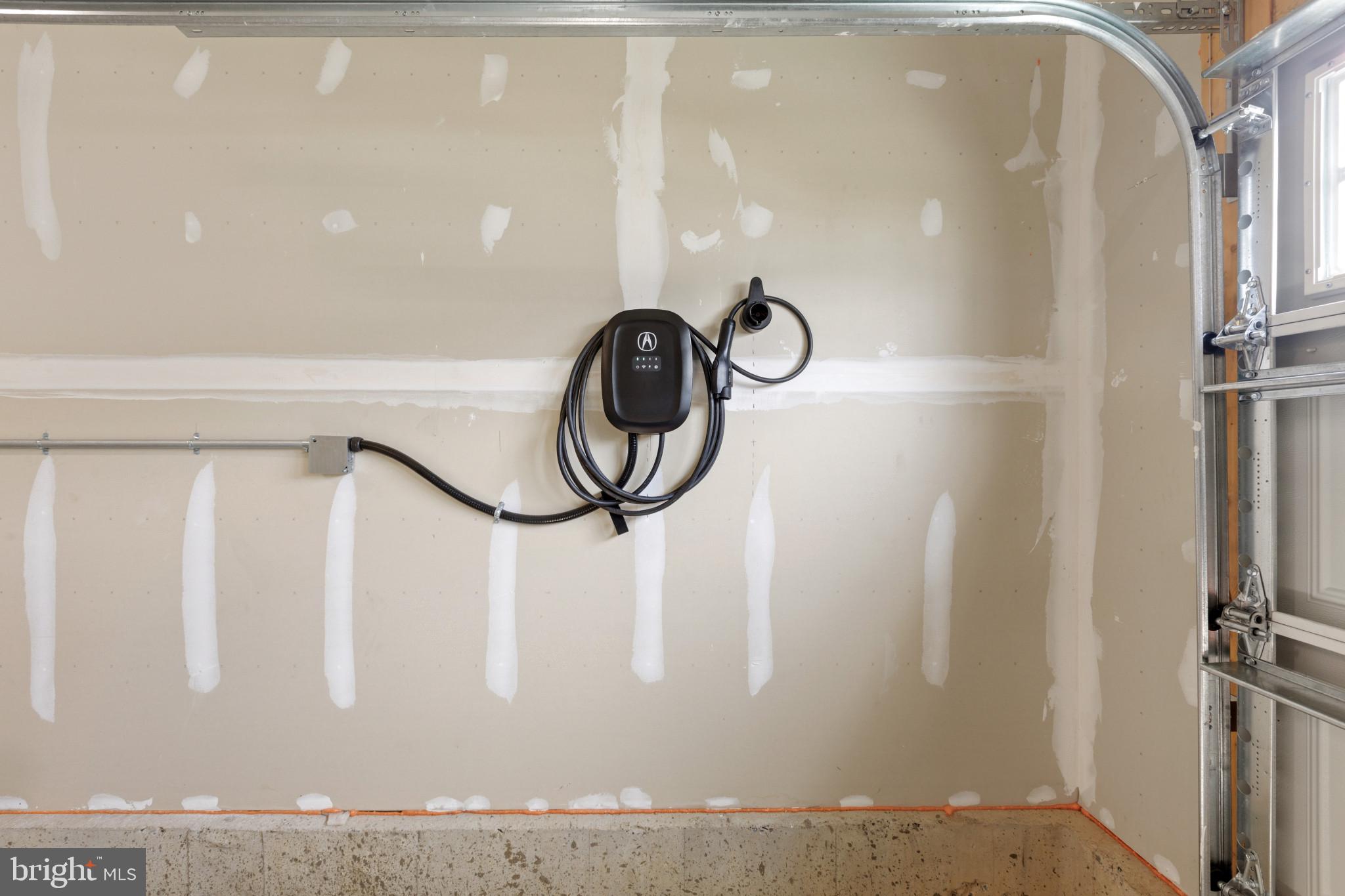 BROOKE - Residential