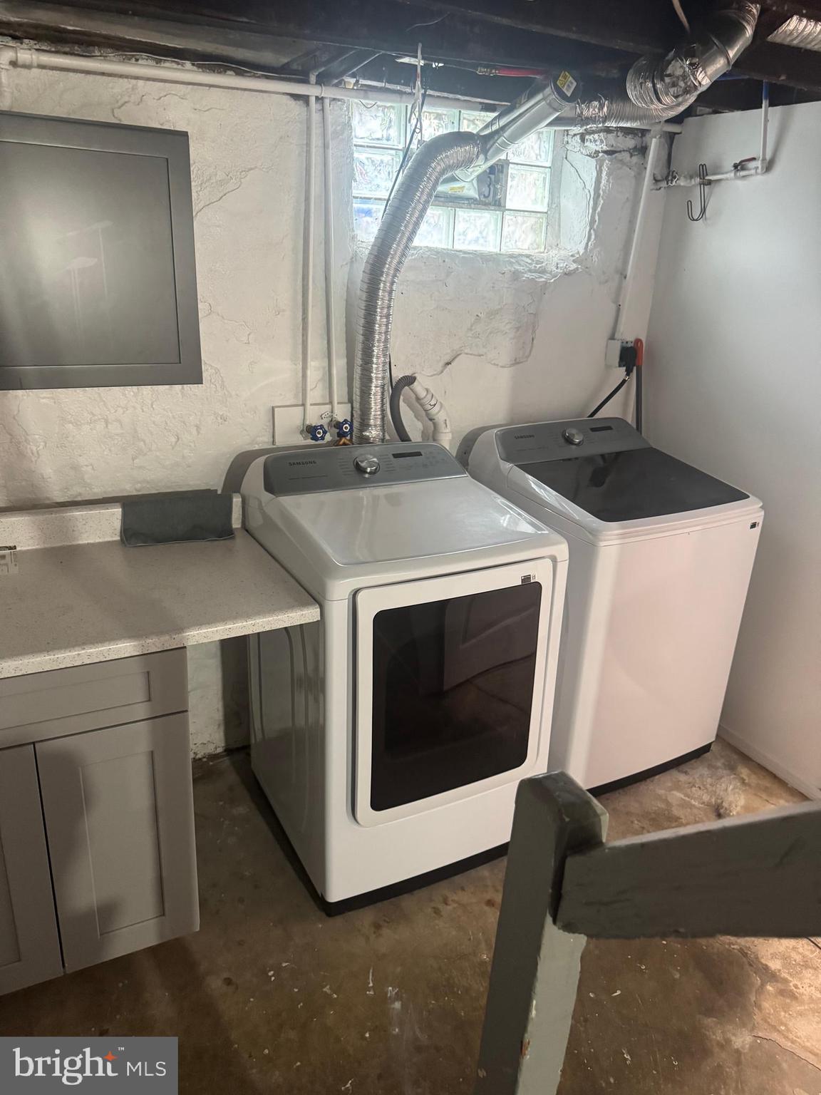 LANSDOWNE PARK - Residential