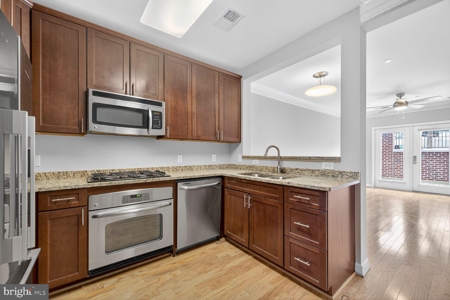 2101 N MONROE STREET 105