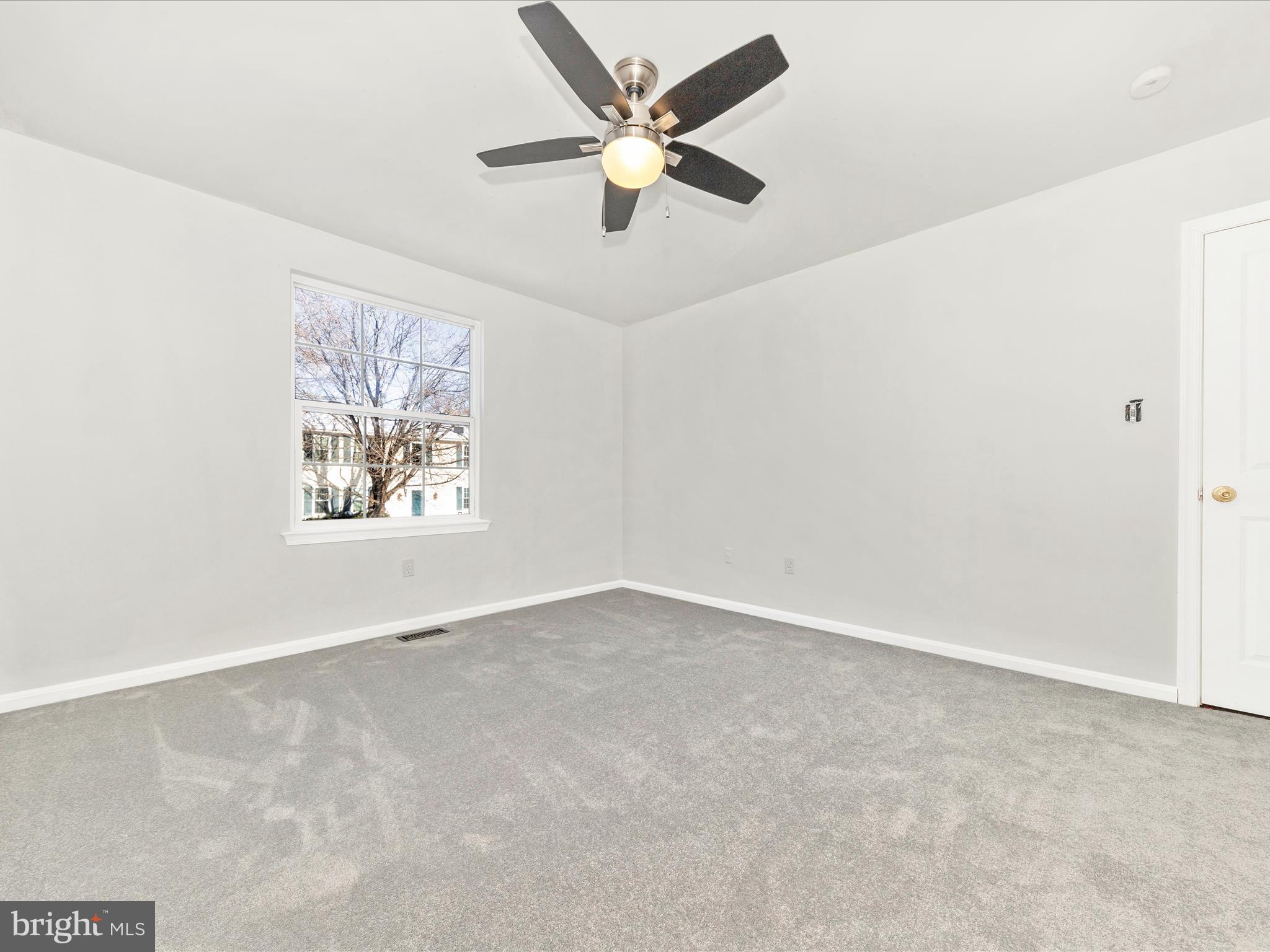 HUNTERS WOODS - Residential