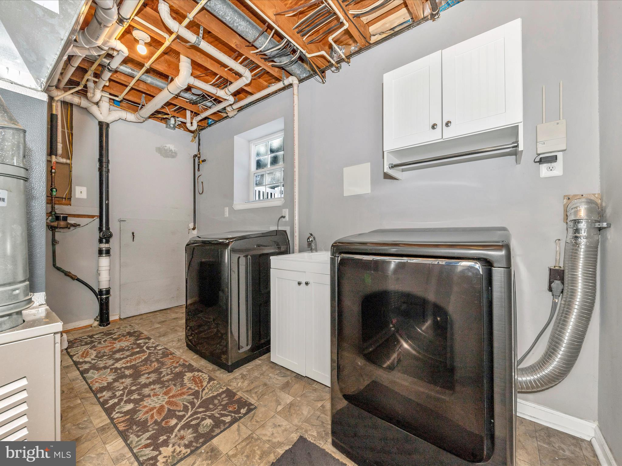 HUNTERS WOODS - Residential