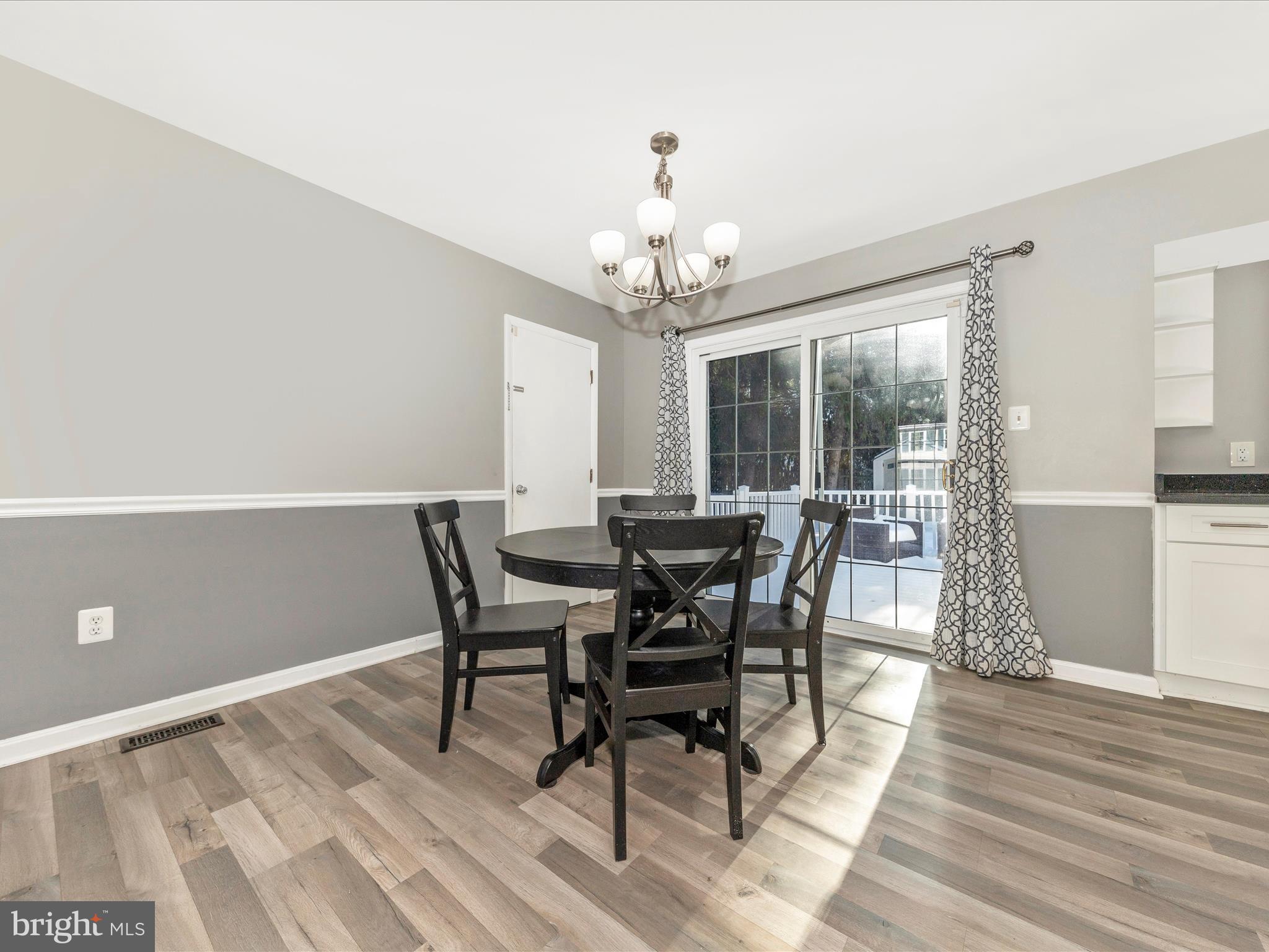 HUNTERS WOODS - Residential