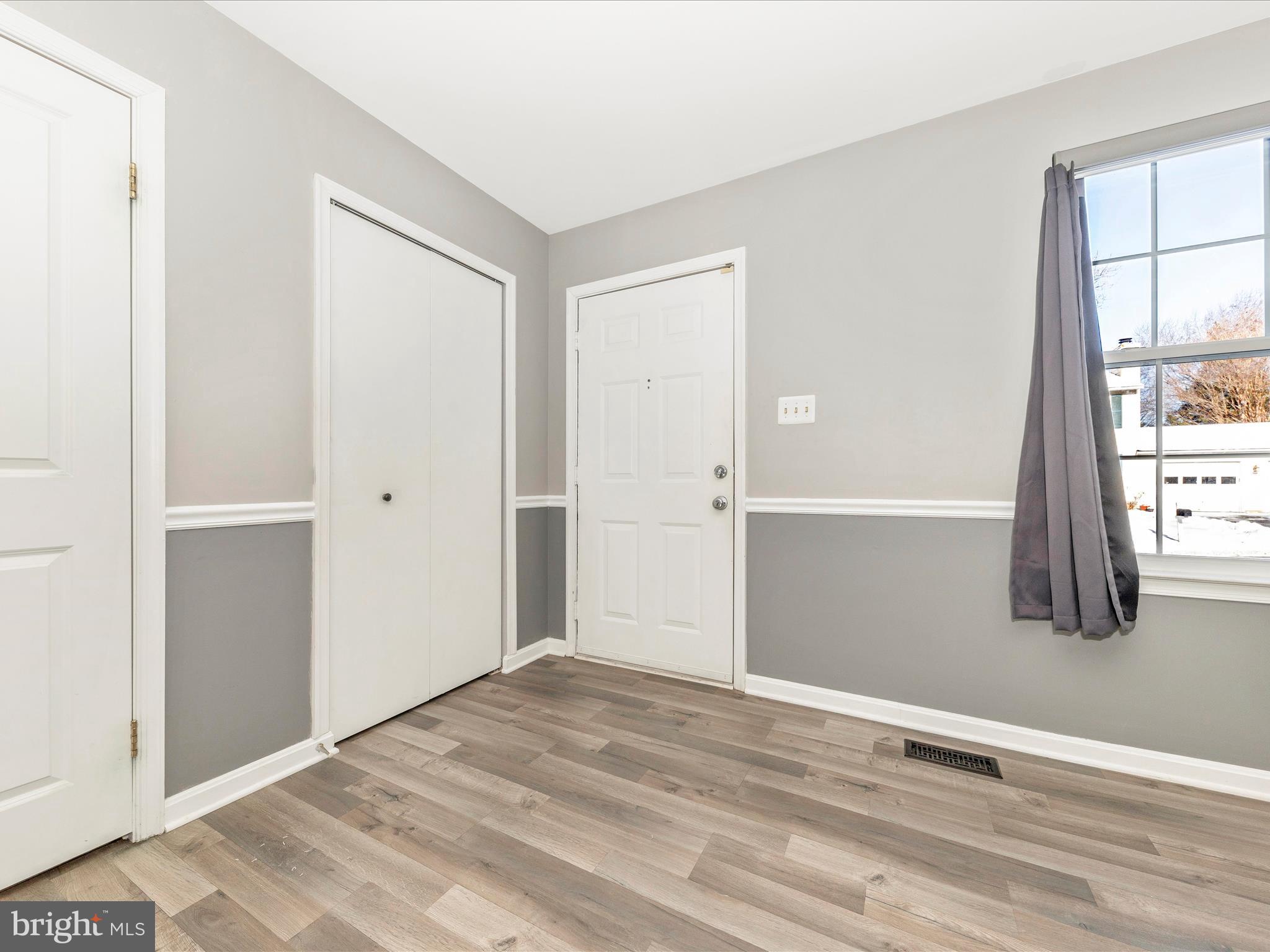 HUNTERS WOODS - Residential