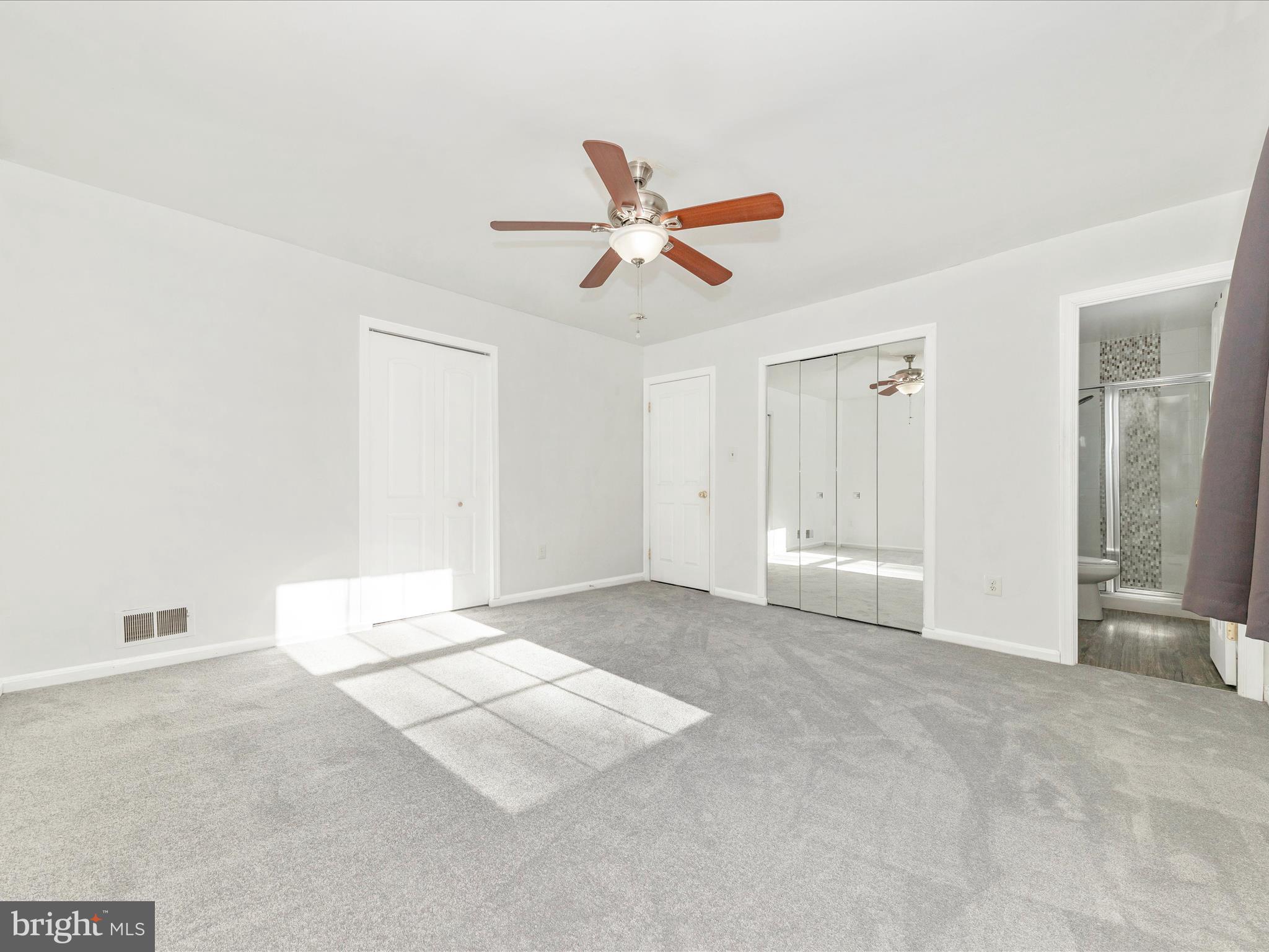 HUNTERS WOODS - Residential