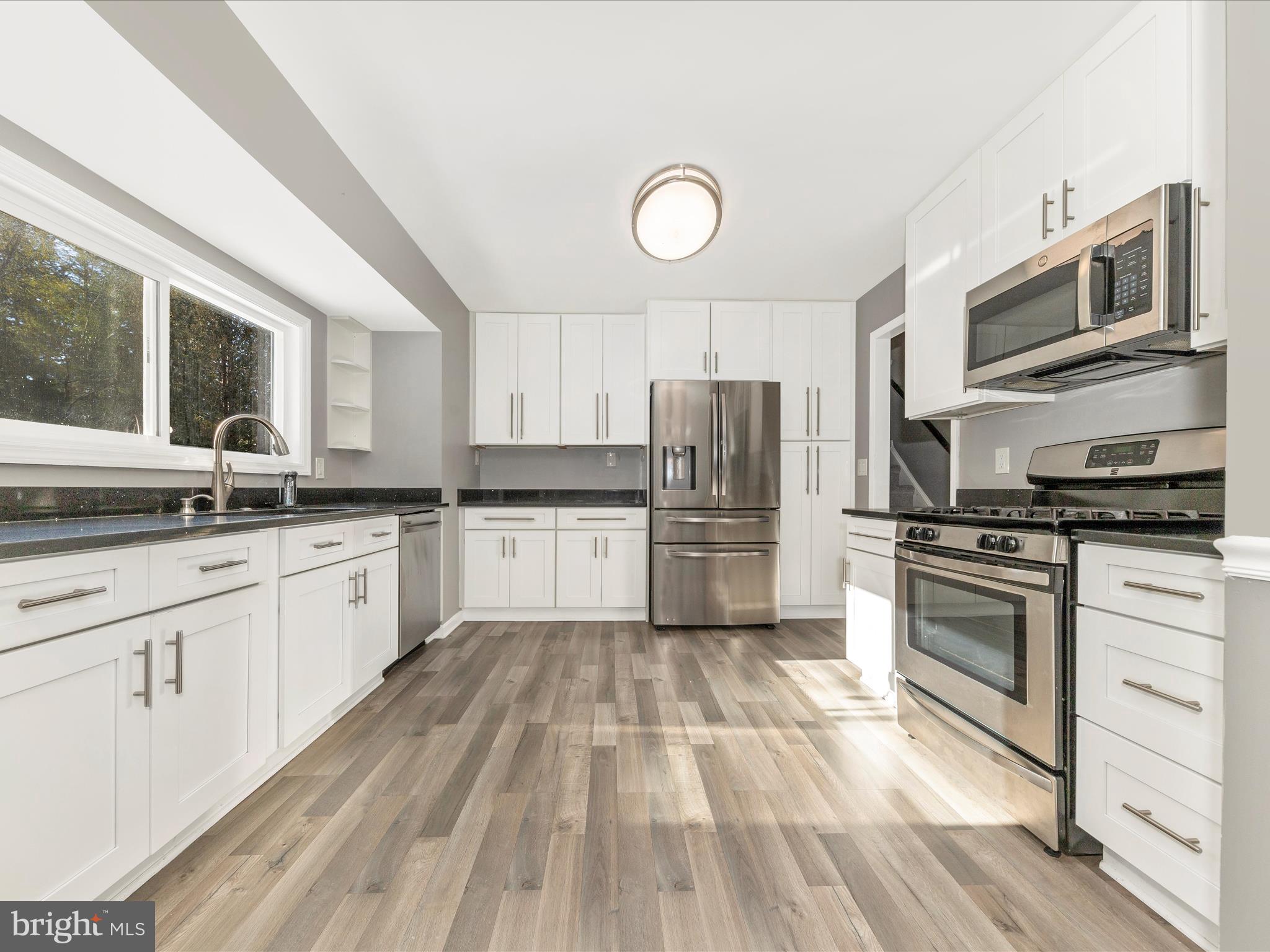 HUNTERS WOODS - Residential