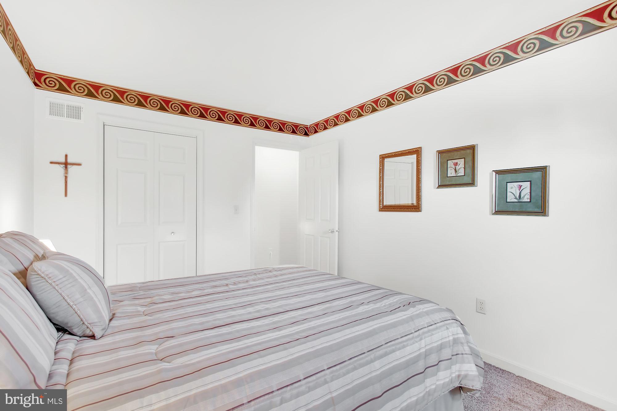 QUAIL HEIGHTS - Residential