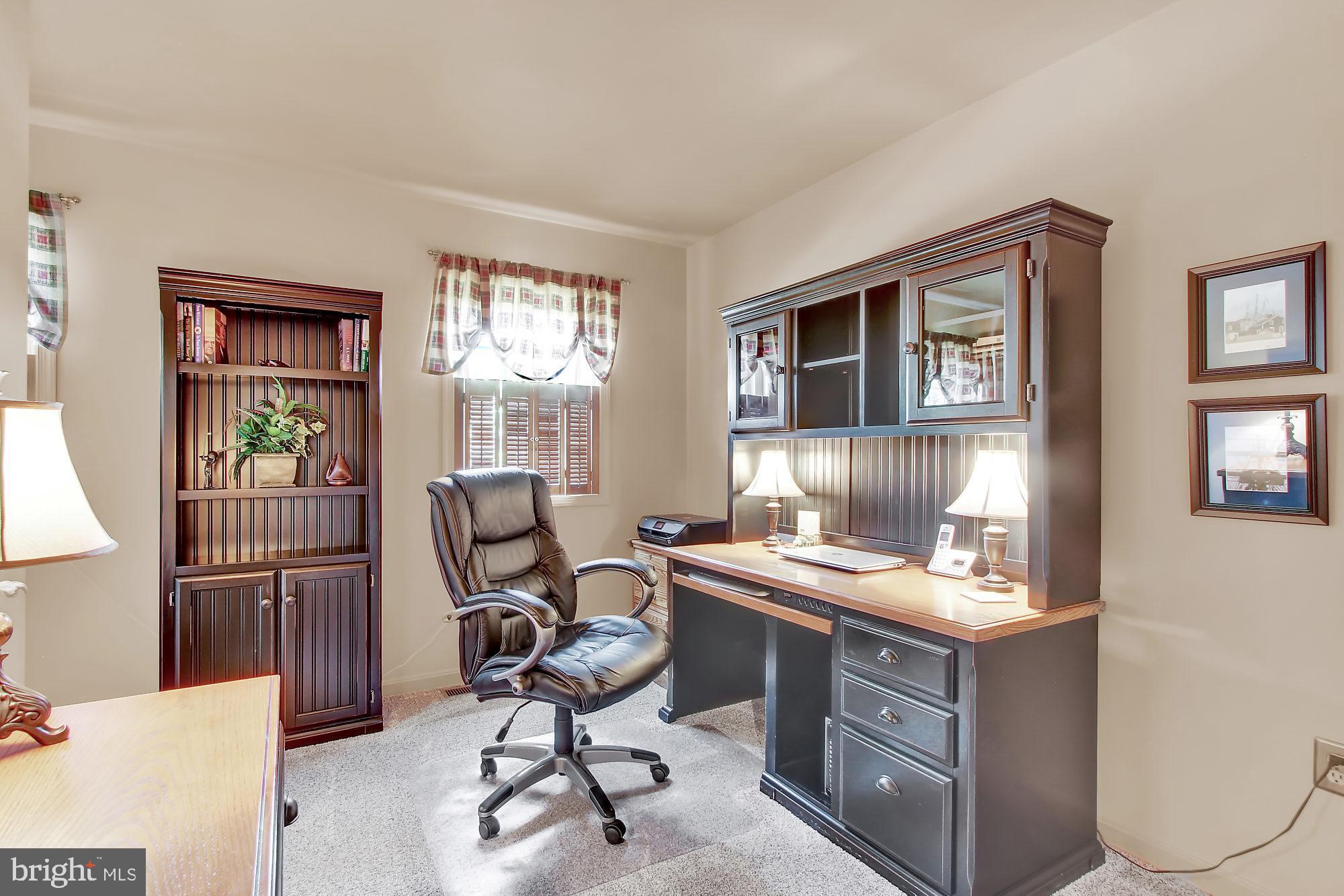 QUAIL HEIGHTS - Residential