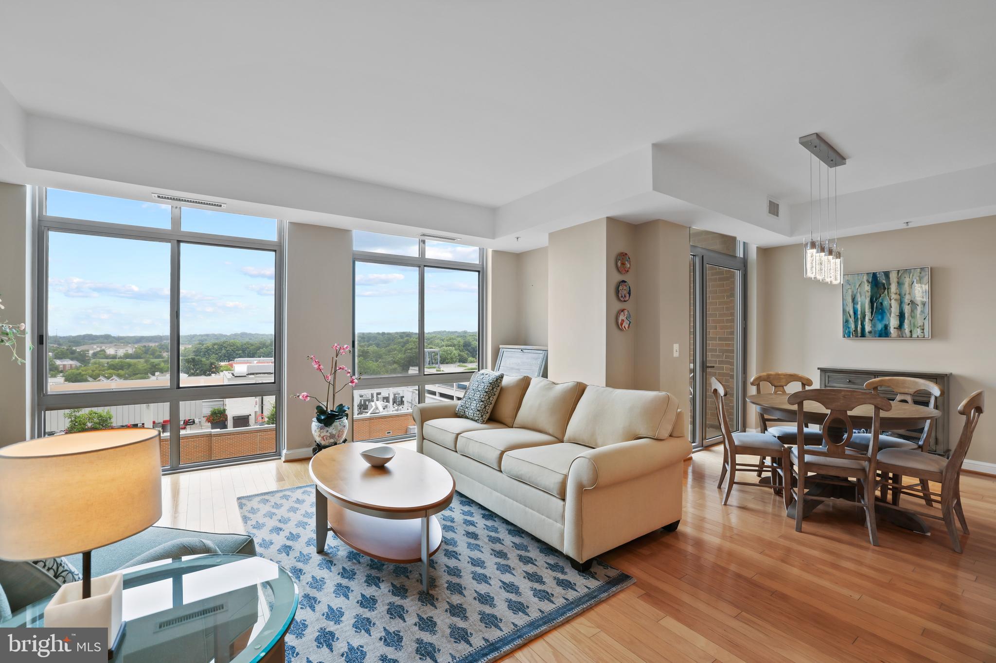 MIDTOWN AT RESTON TOWN CENTER - Residential