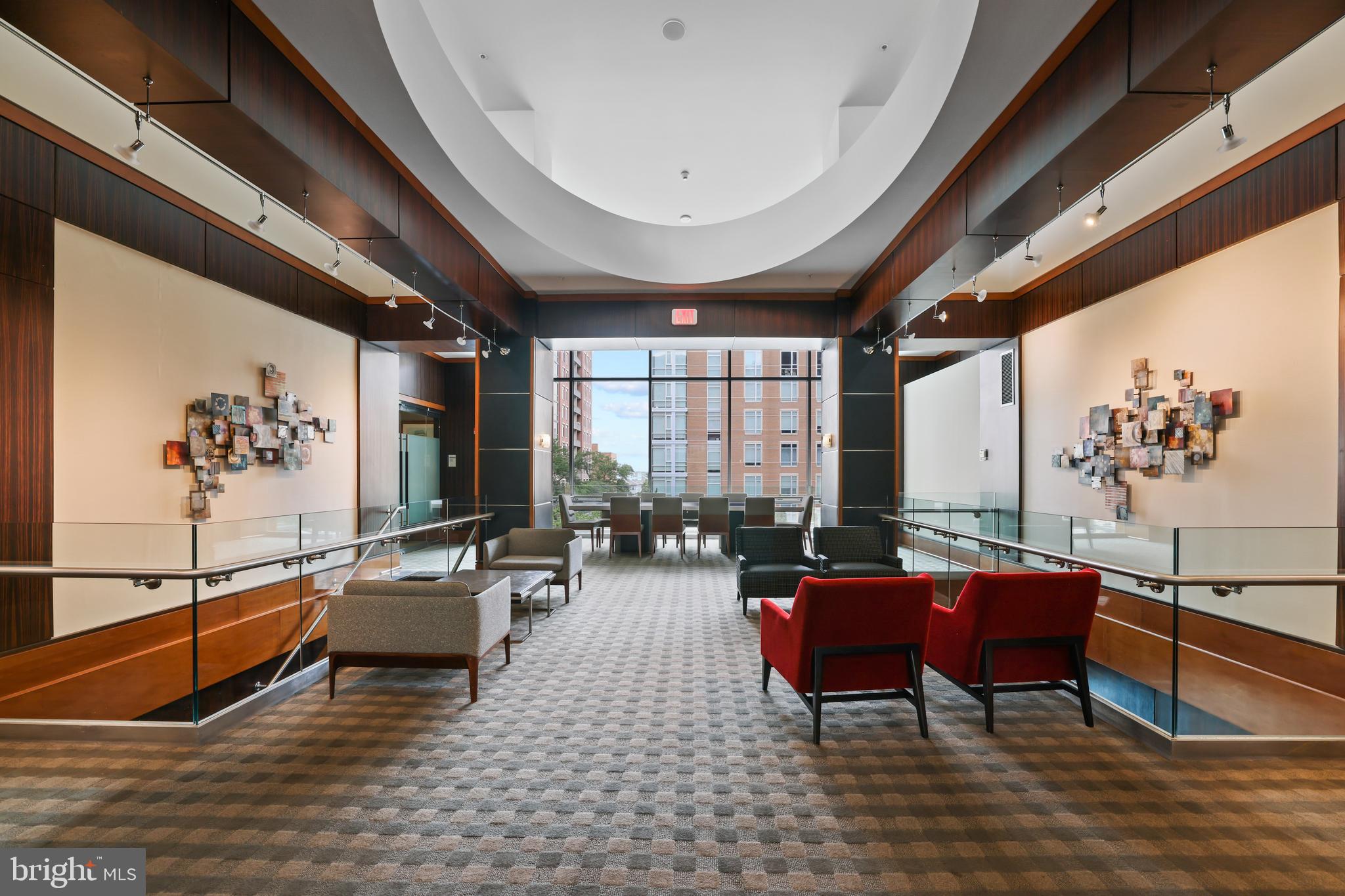 MIDTOWN AT RESTON TOWN CENTER - Residential