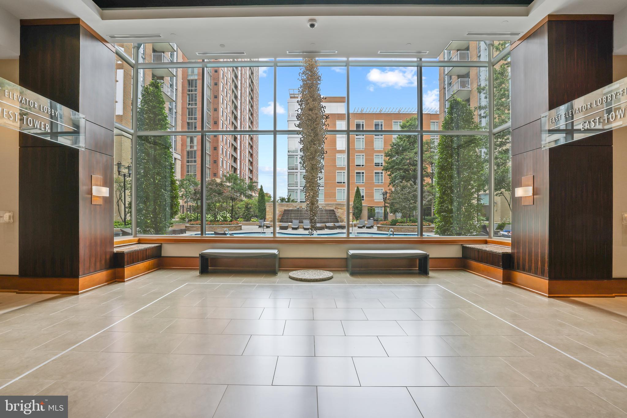 MIDTOWN AT RESTON TOWN CENTER - Residential