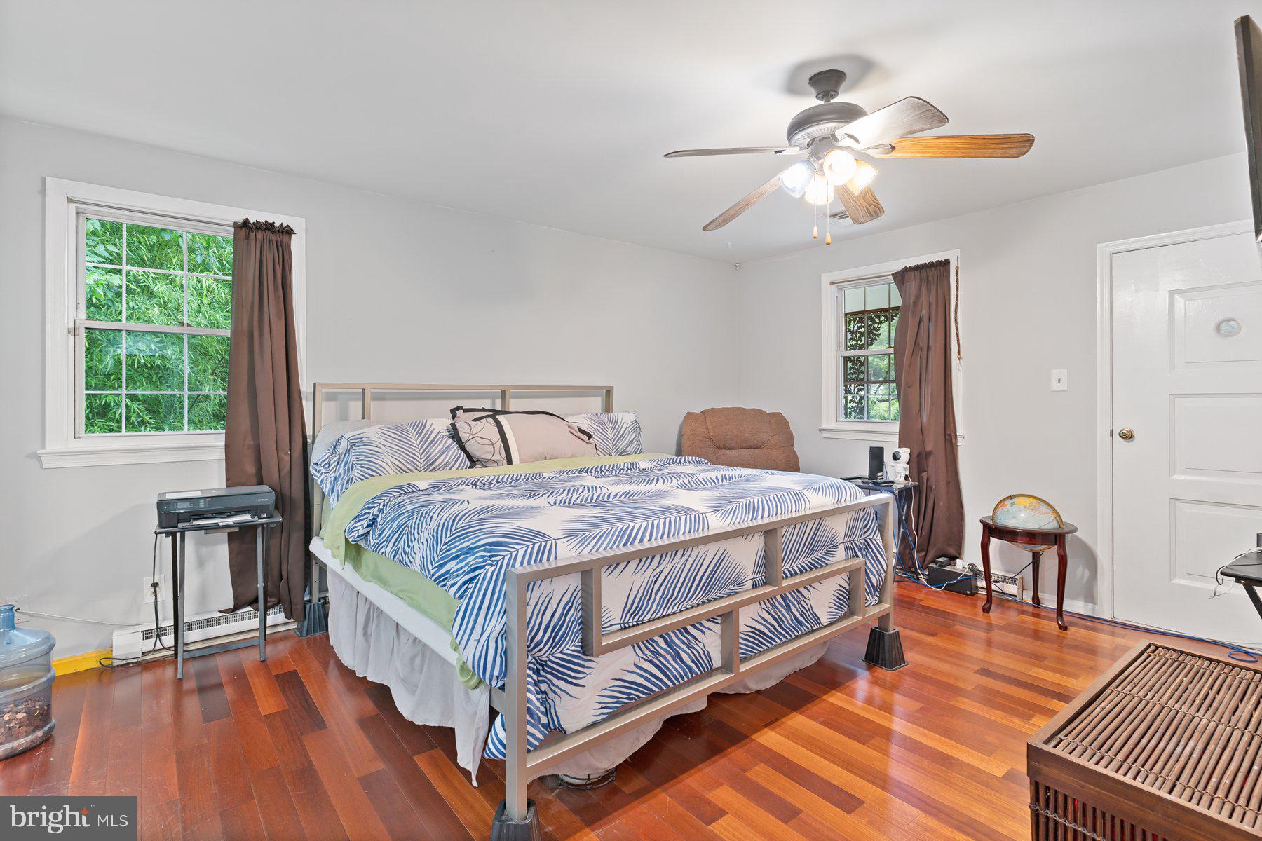 YORKSHIRE VILLAGE - Residential