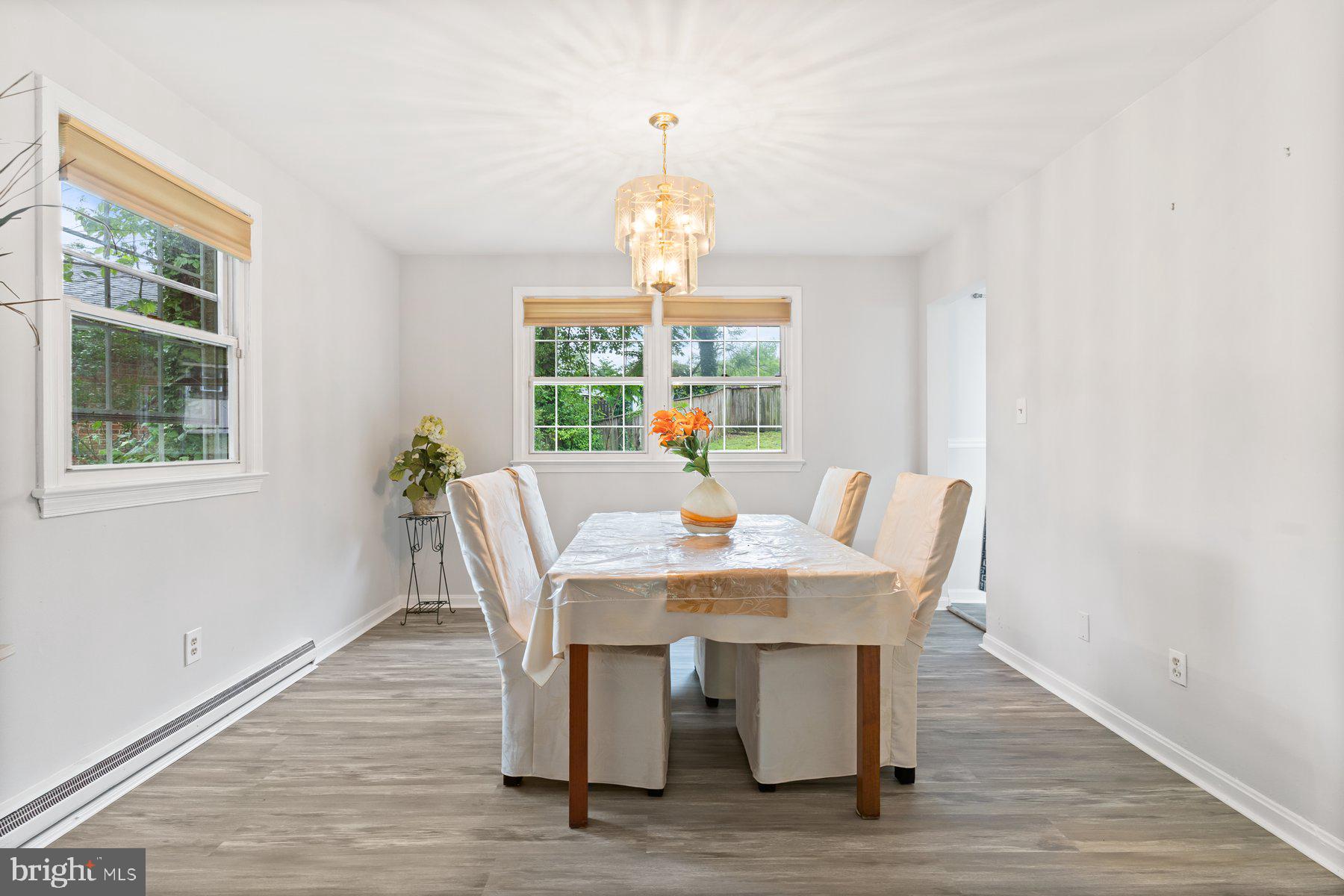 YORKSHIRE VILLAGE - Residential