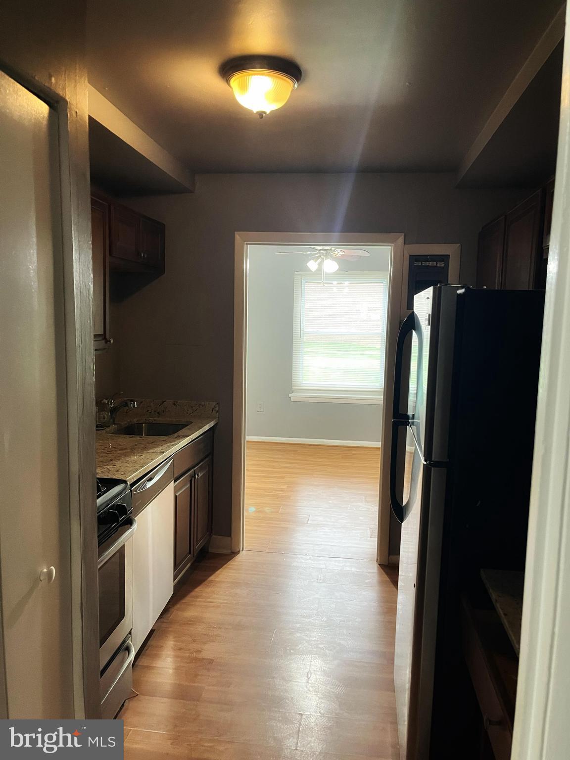 MARLOW TOWERS CONDOMINIUMS - Residential