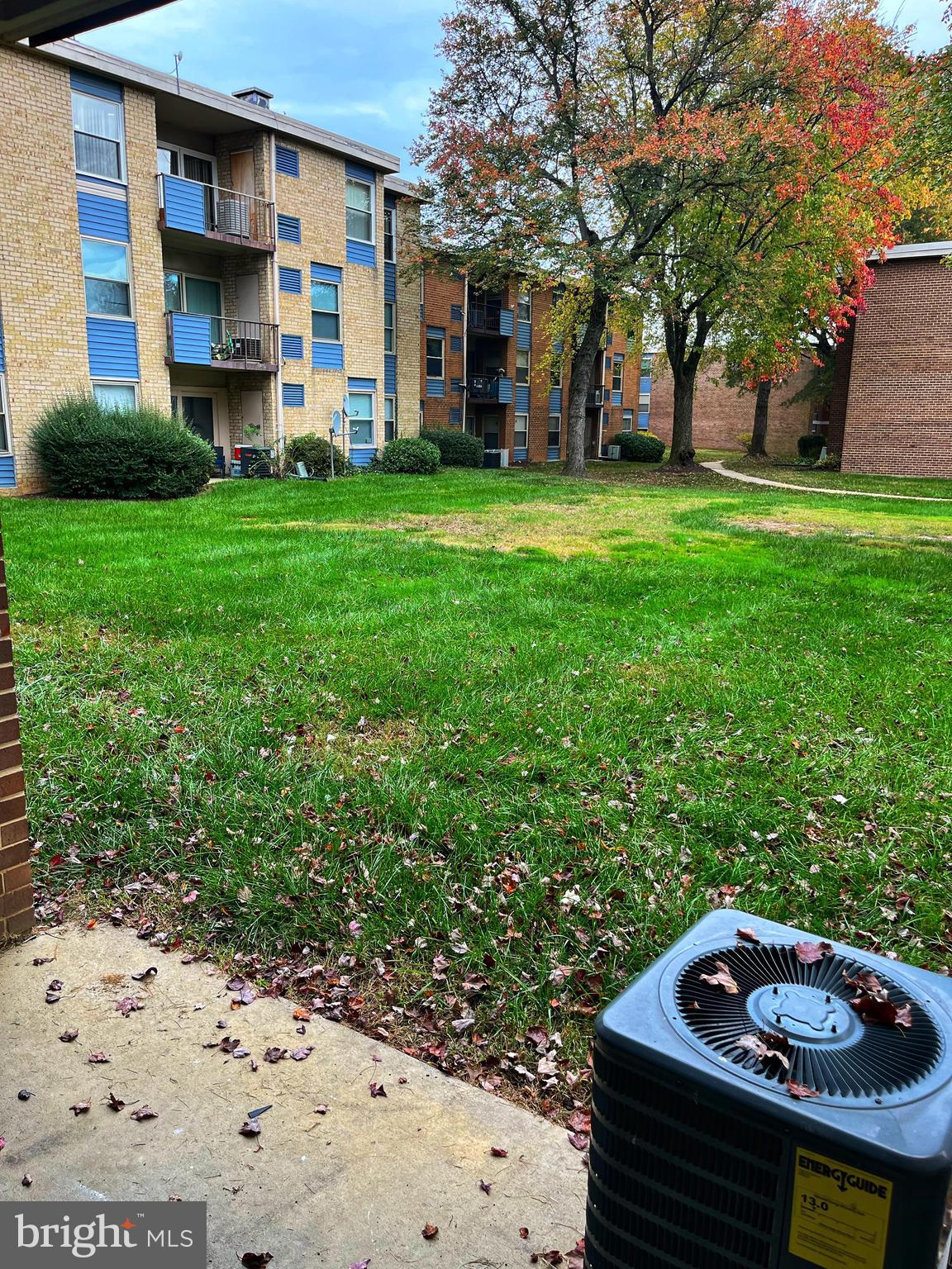 MARLOW TOWERS CONDOMINIUMS - Residential