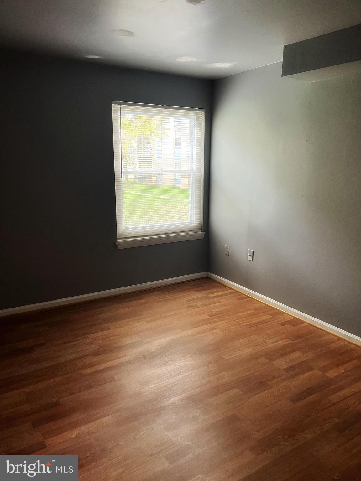 MARLOW TOWERS CONDOMINIUMS - Residential