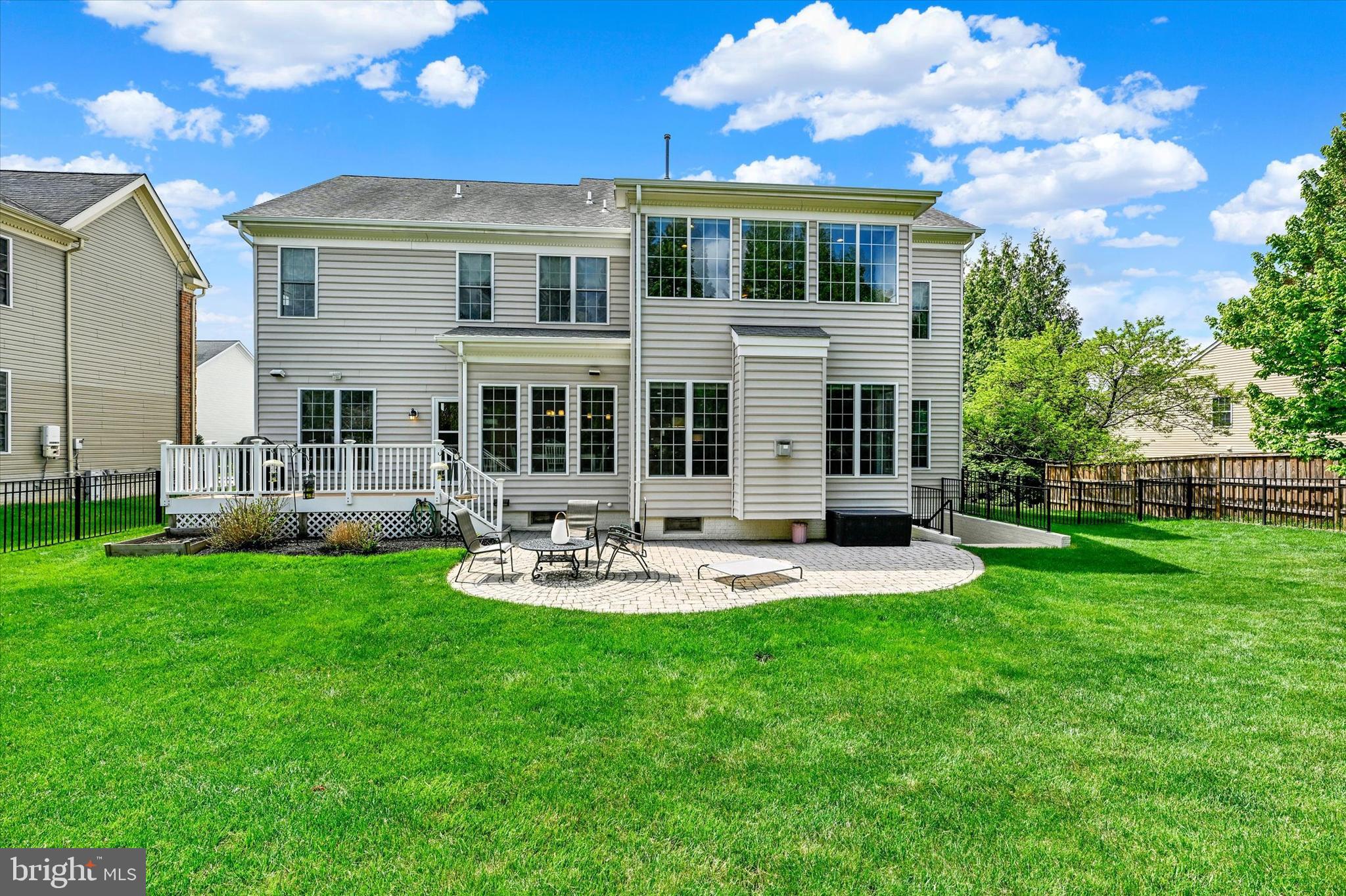 MOORES MEADOWS - Residential