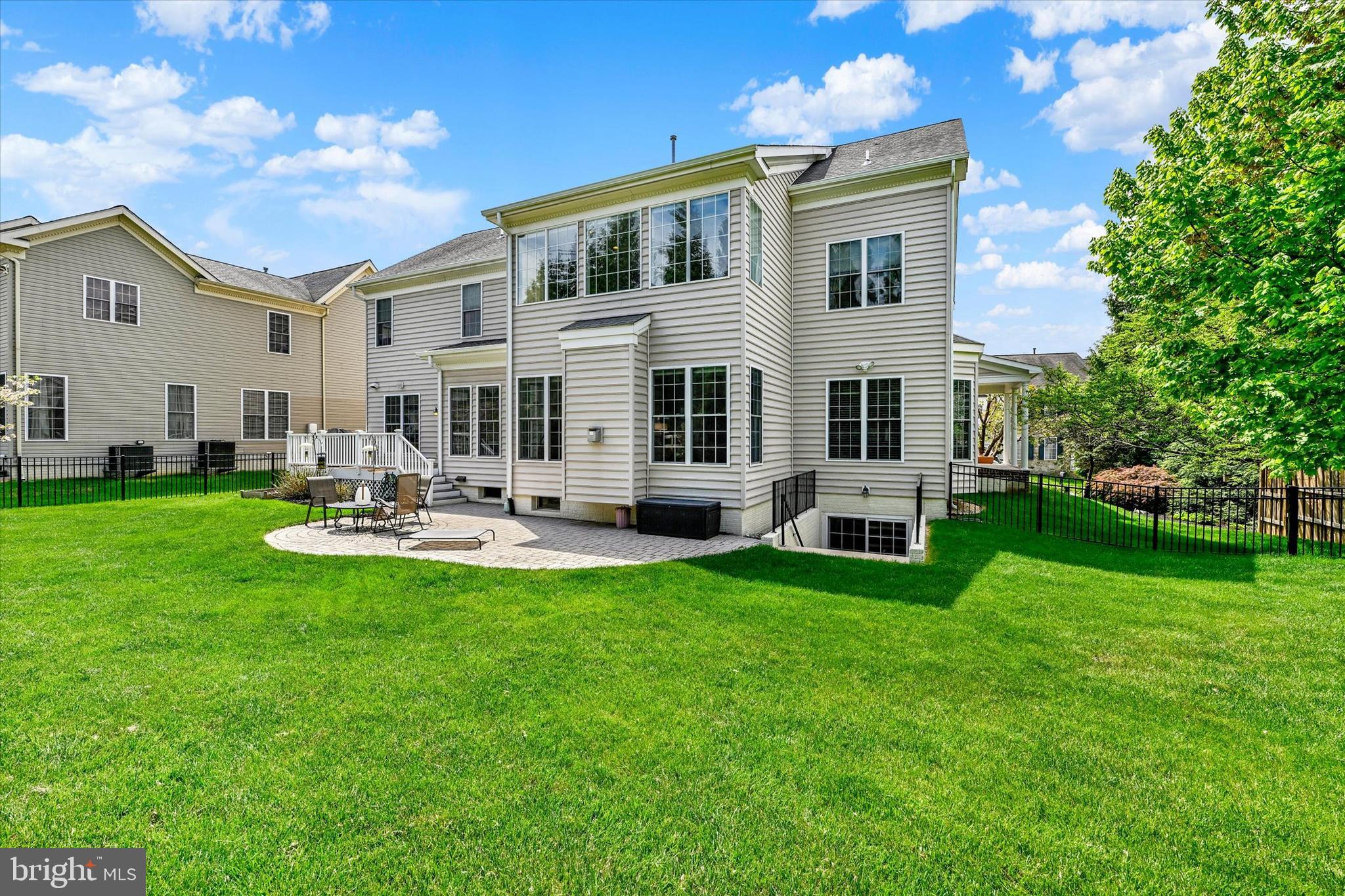 MOORES MEADOWS - Residential