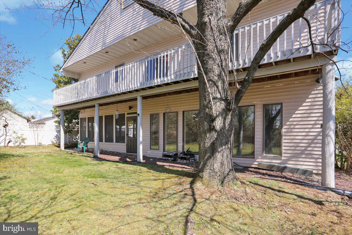 COLLEGE HILL - Residential