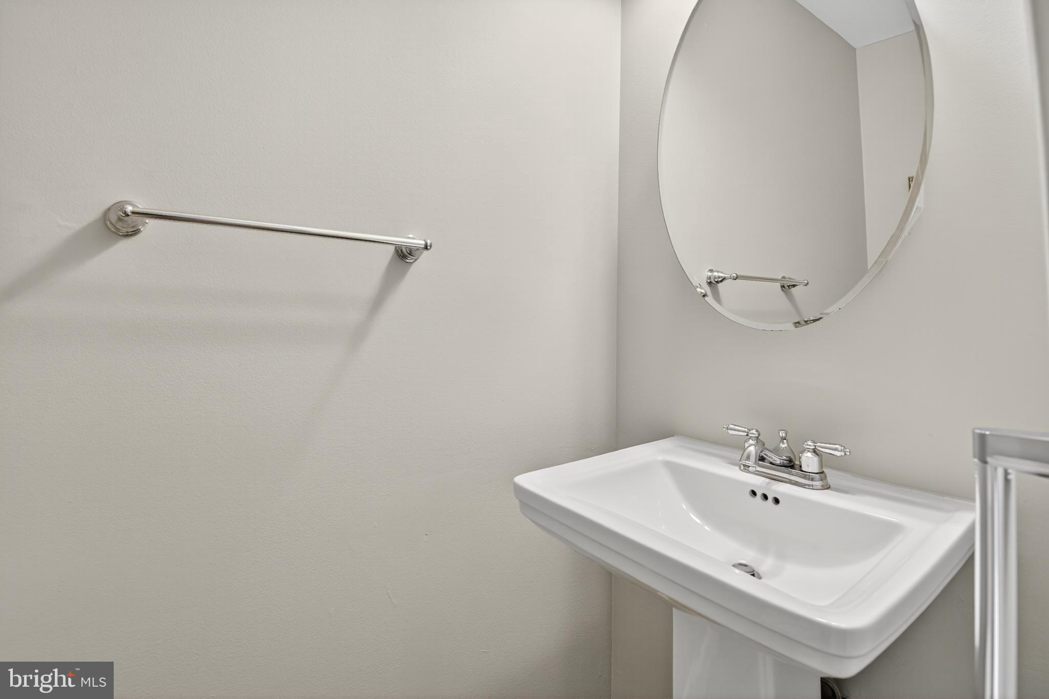 WESTLEIGH - Residential