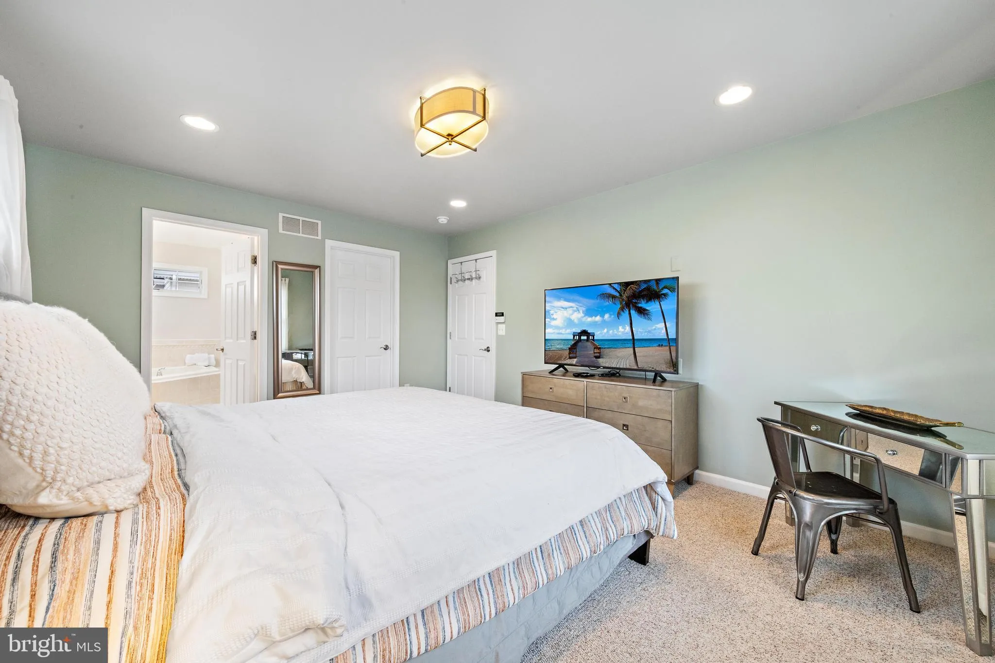 Long Beach Township, New Jersey 08008, United States, 4 Bedrooms Bedrooms, ,4 BathroomsBathrooms,Residential,Pending,41696