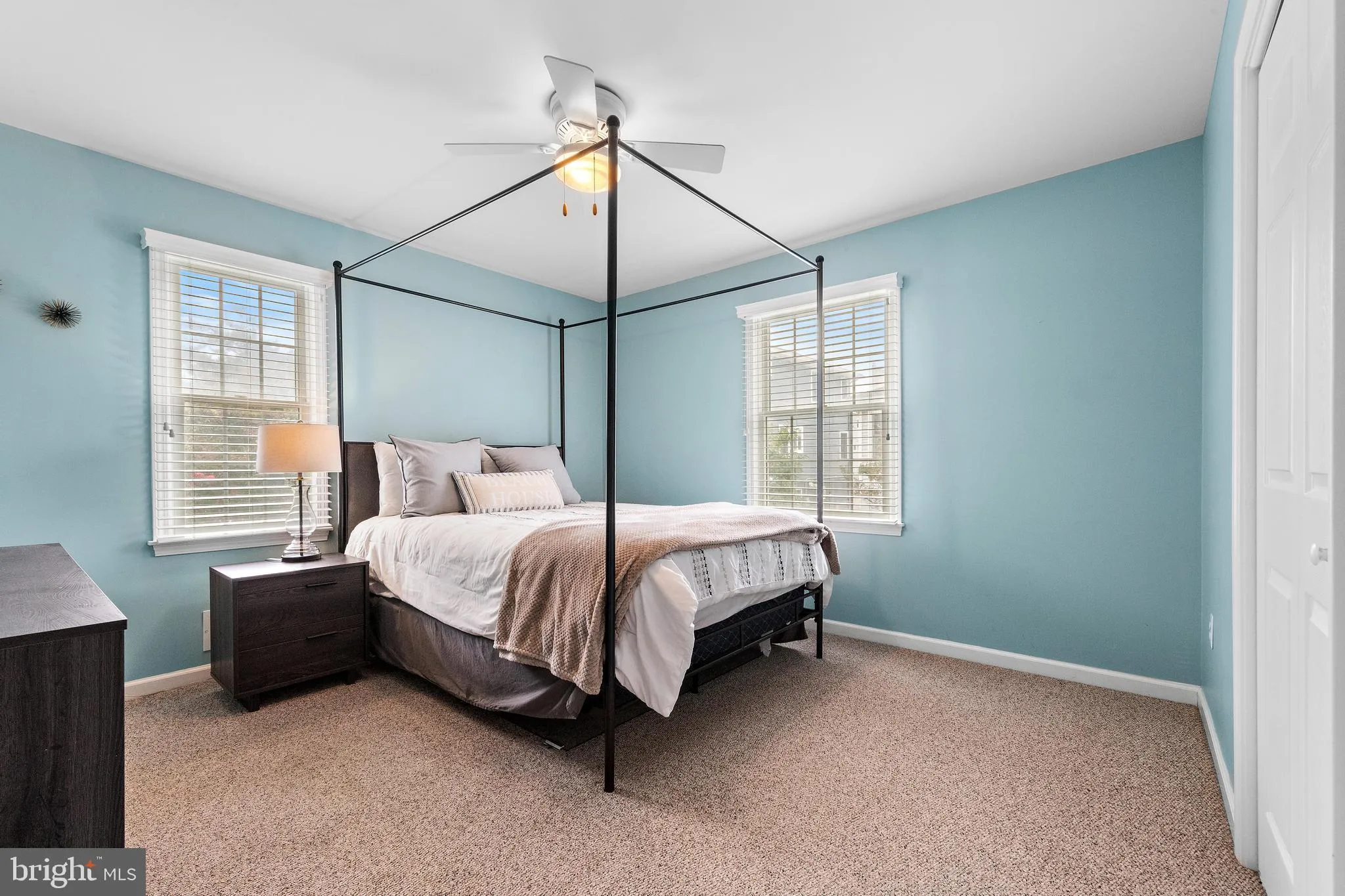 Long Beach Township, New Jersey 08008, United States, 4 Bedrooms Bedrooms, ,4 BathroomsBathrooms,Residential,Pending,41696