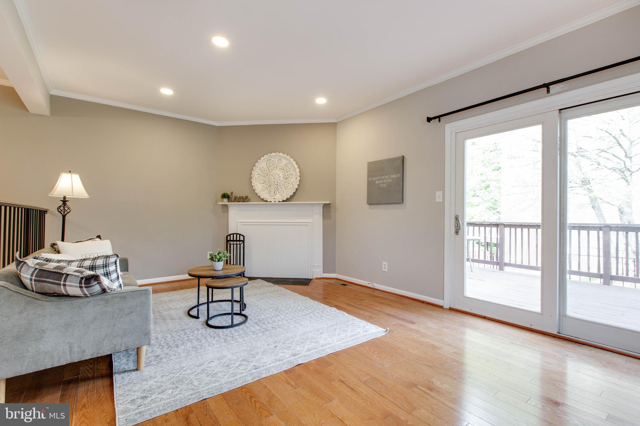 GOVERNORS LANDING - Residential