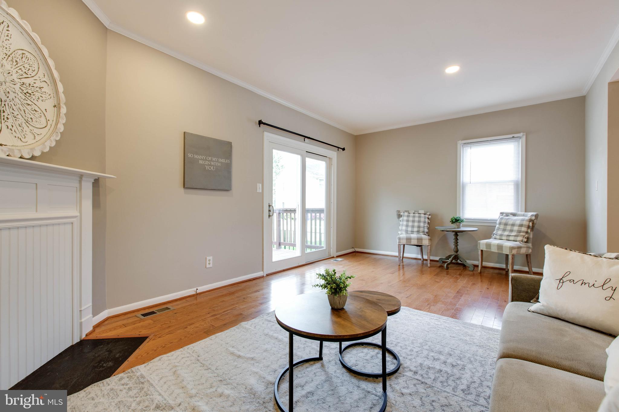 GOVERNORS LANDING - Residential