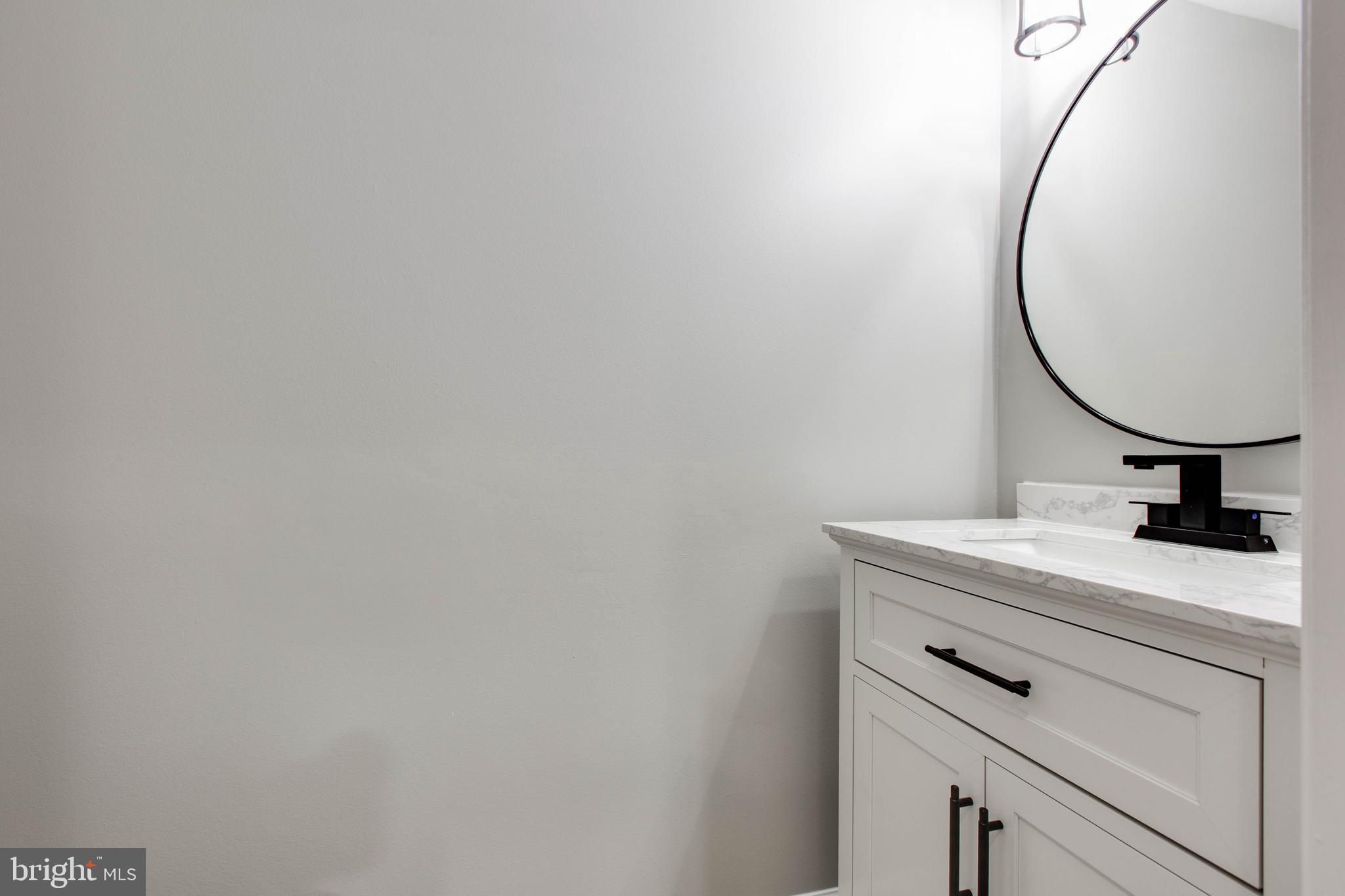 GOVERNORS LANDING - Residential