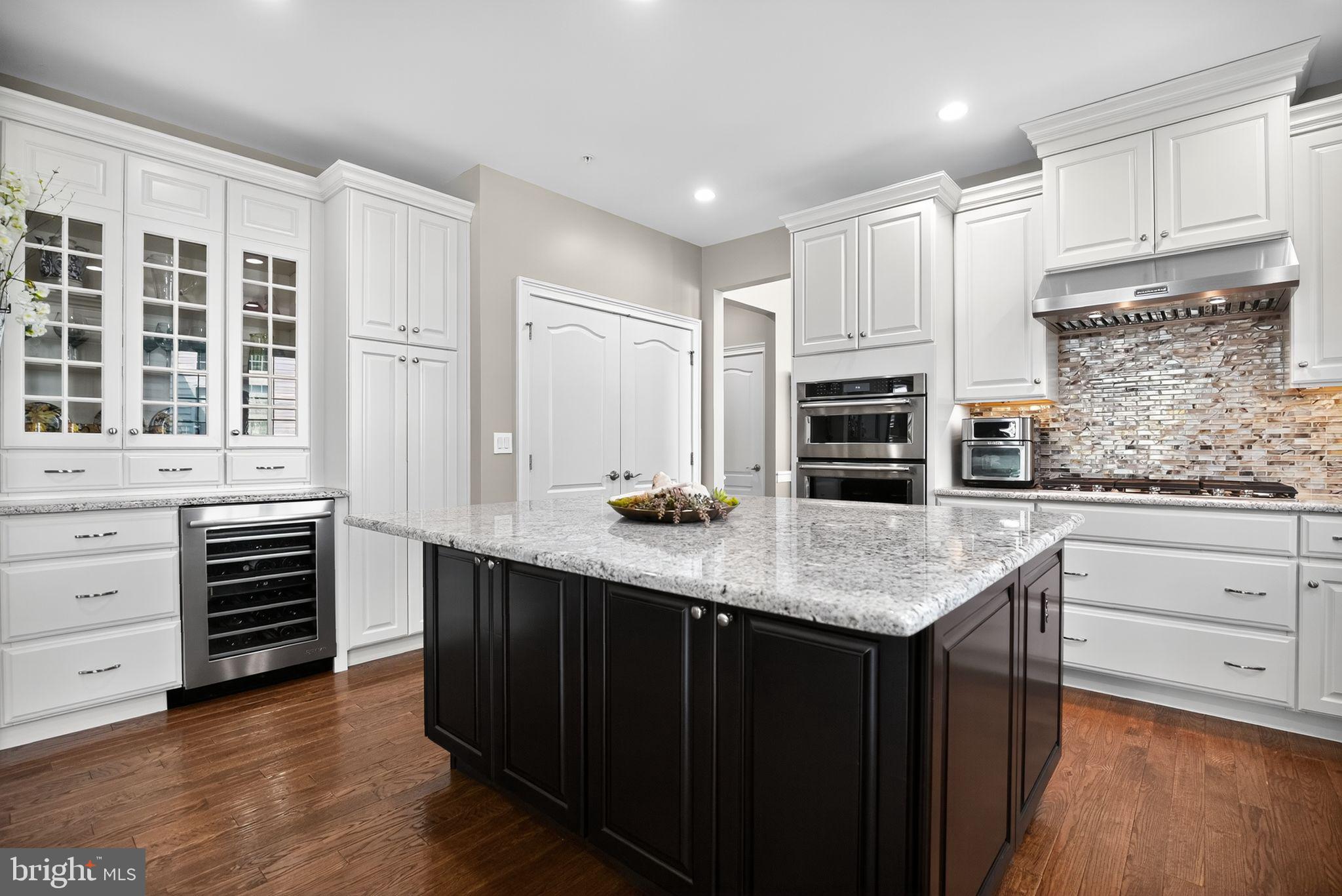 THE ENCLAVE AT UPPER - Residential