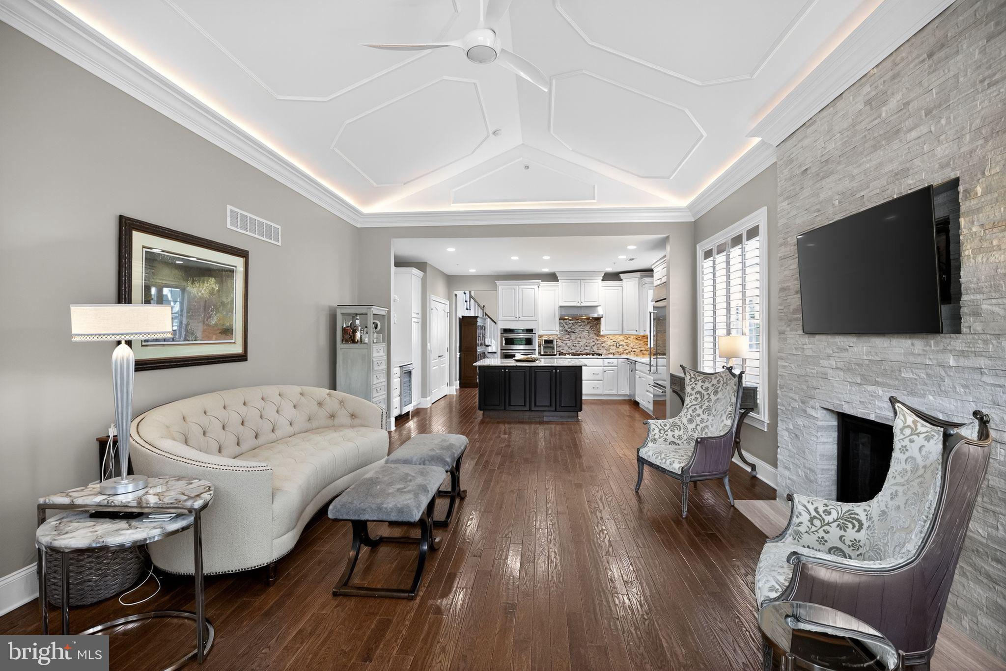 THE ENCLAVE AT UPPER - Residential