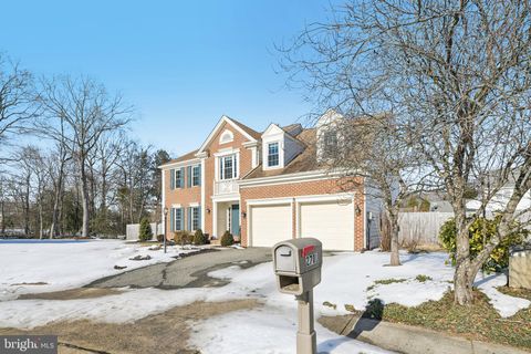 Photo of 2701 Whistling Court, WALDORF, MD 20601 (MLS # MDCH2051360)