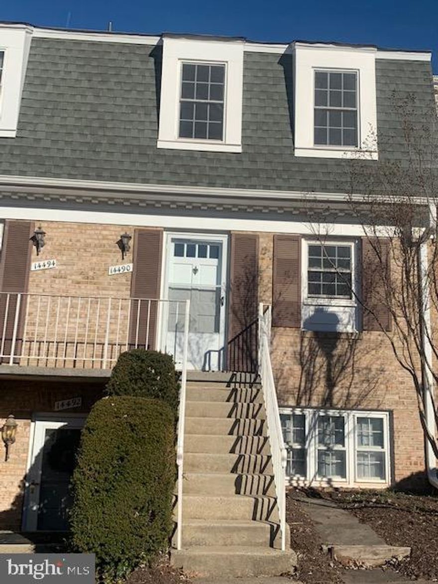 Must see! Condo unit has just been remodeled. New kitchen Granite counters, New stove, range hood, and stacked washer and dryer. Updated half bath on main. New carpets. Remodeled upper full bath. Fresh paint throughout.
