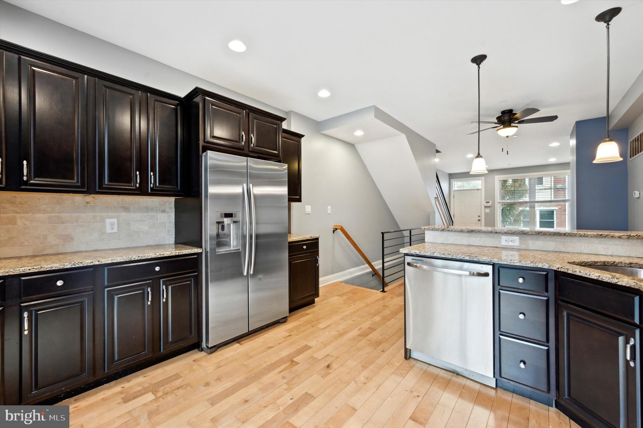 POINT BREEZE - Residential Lease