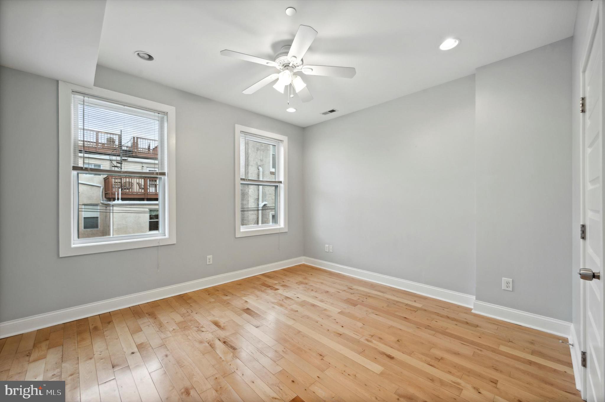 POINT BREEZE - Residential Lease
