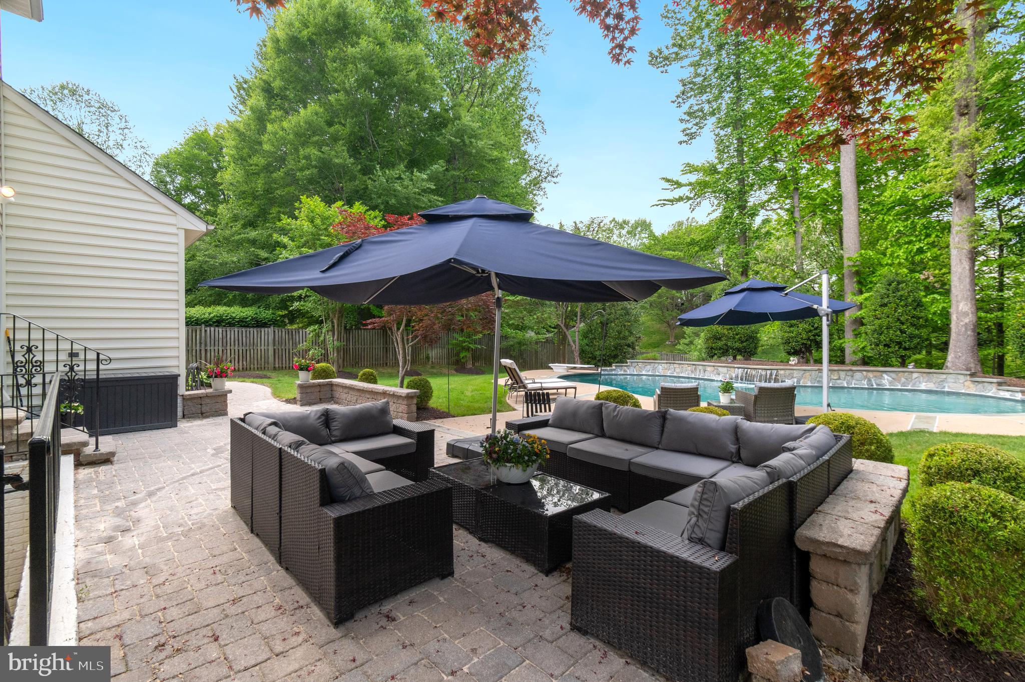 MEADOWBROOK WOODS - Residential