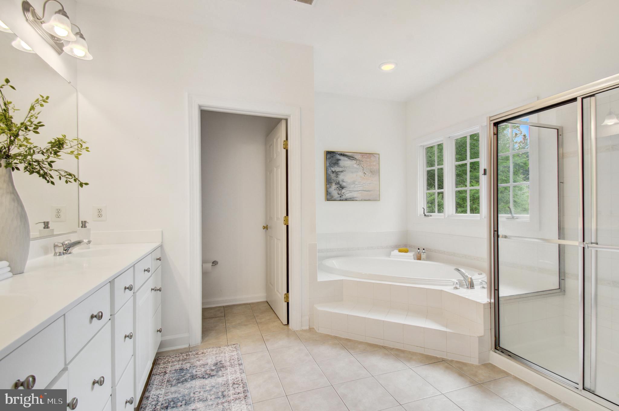 MEADOWBROOK WOODS - Residential