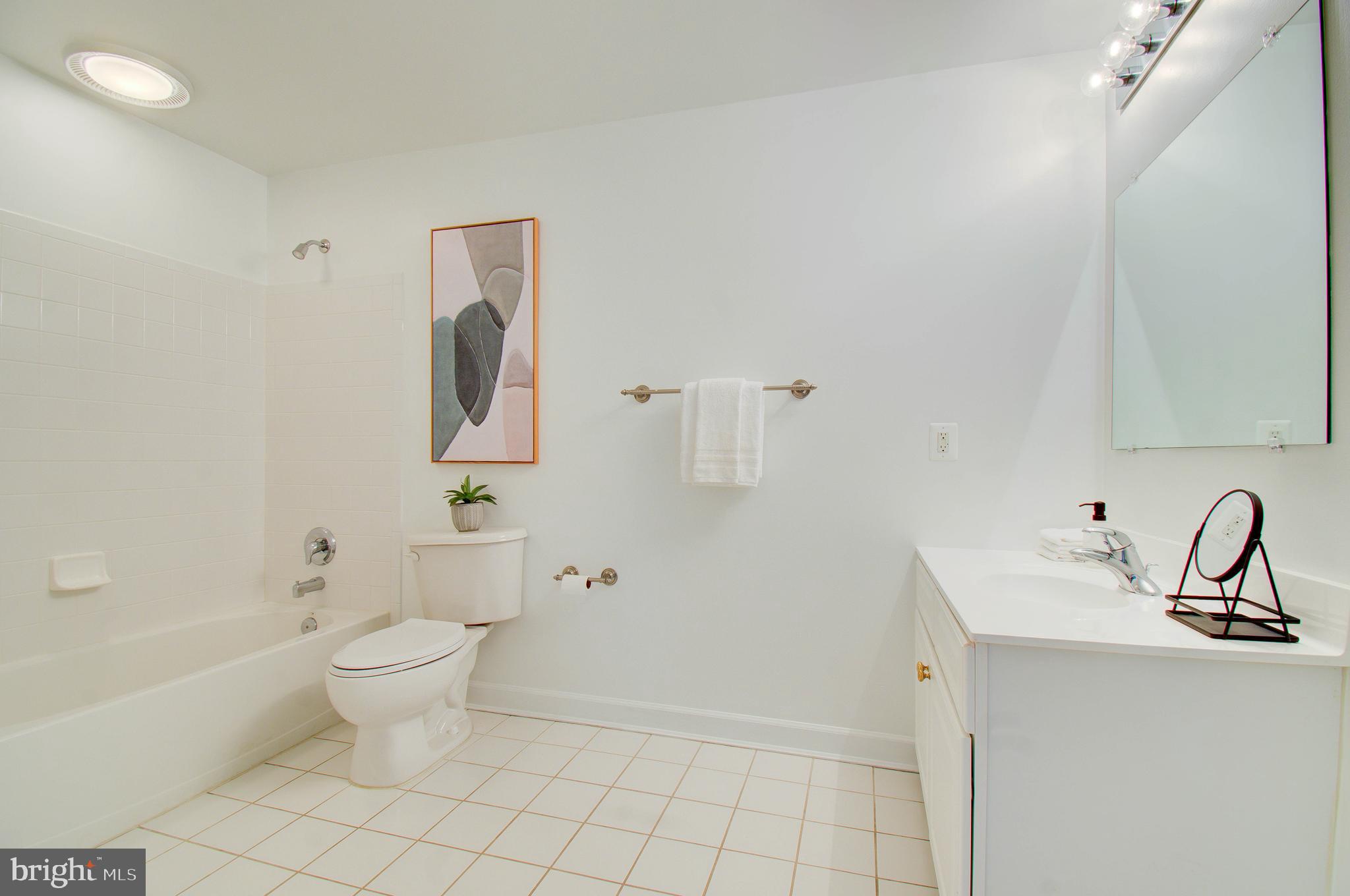 MEADOWBROOK WOODS - Residential