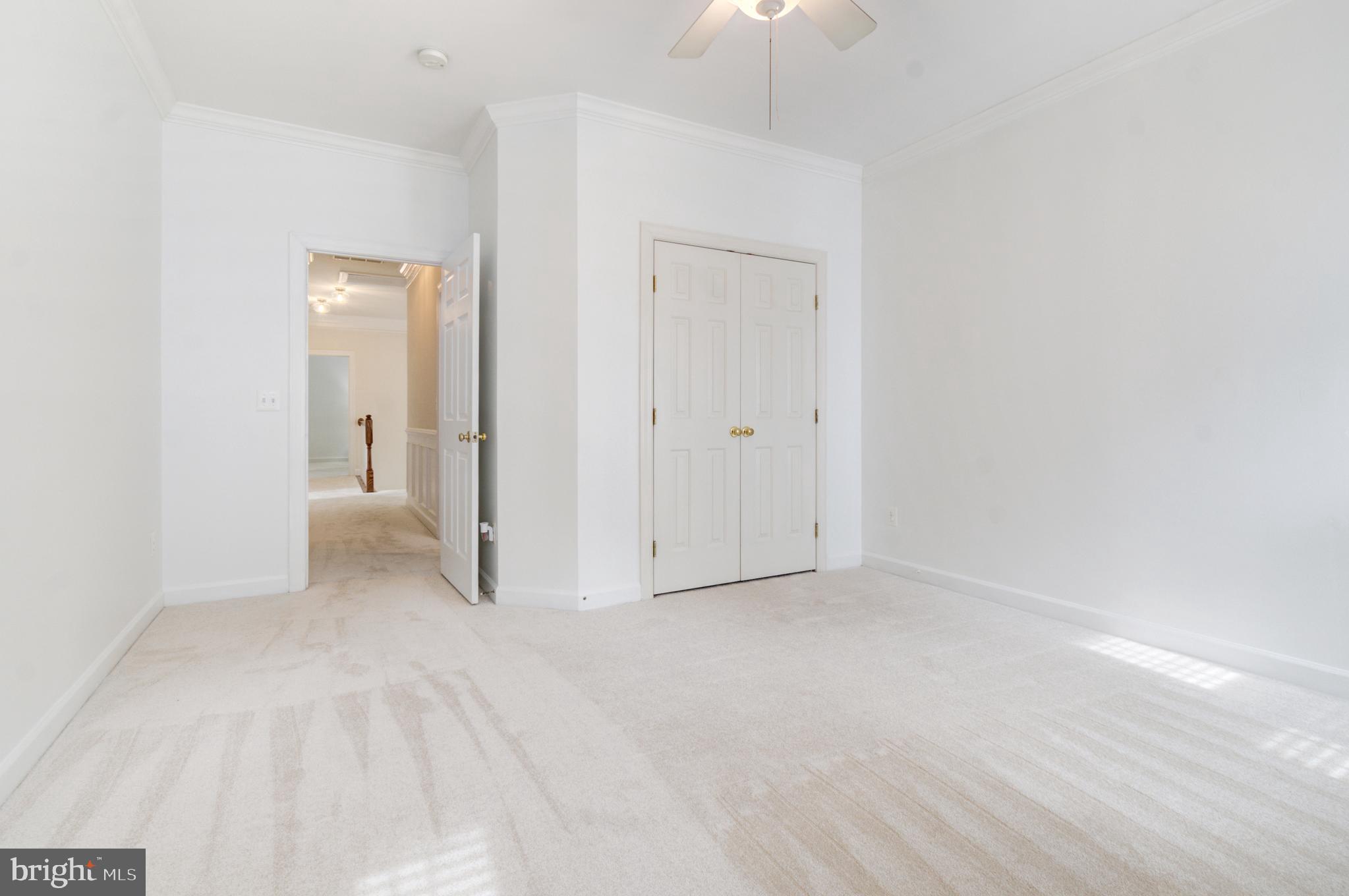 MEADOWBROOK WOODS - Residential