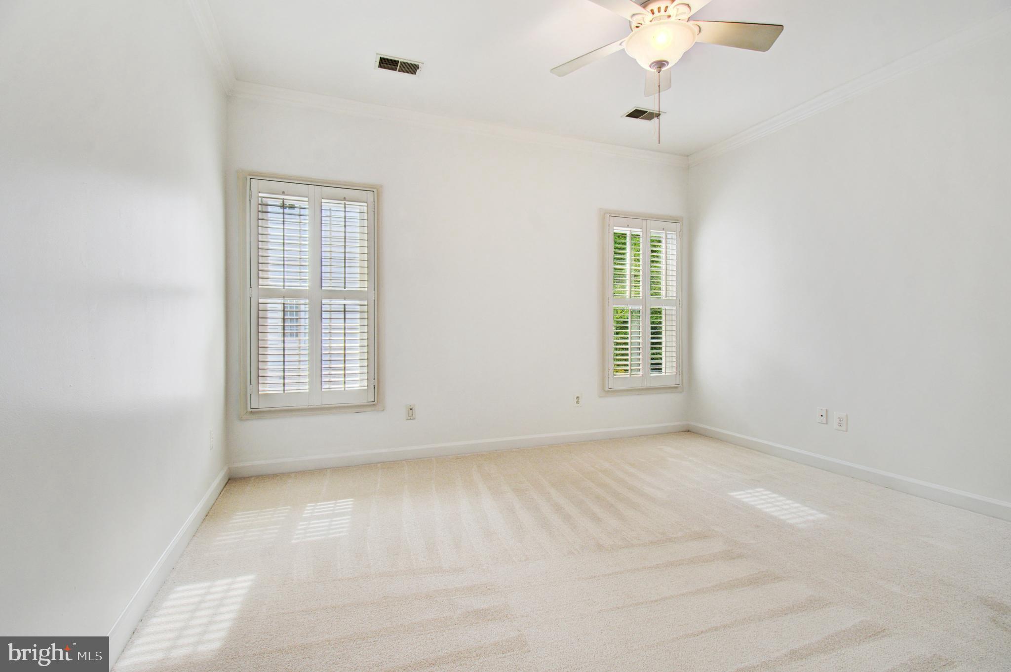 MEADOWBROOK WOODS - Residential