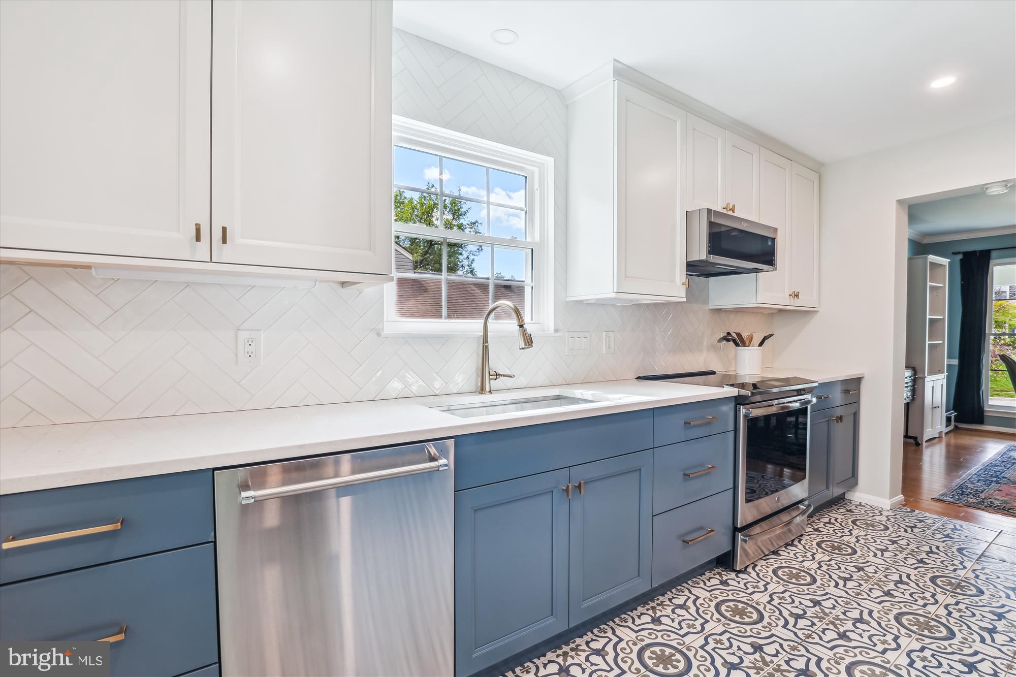 FAIR OAKS ESTATES - Residential