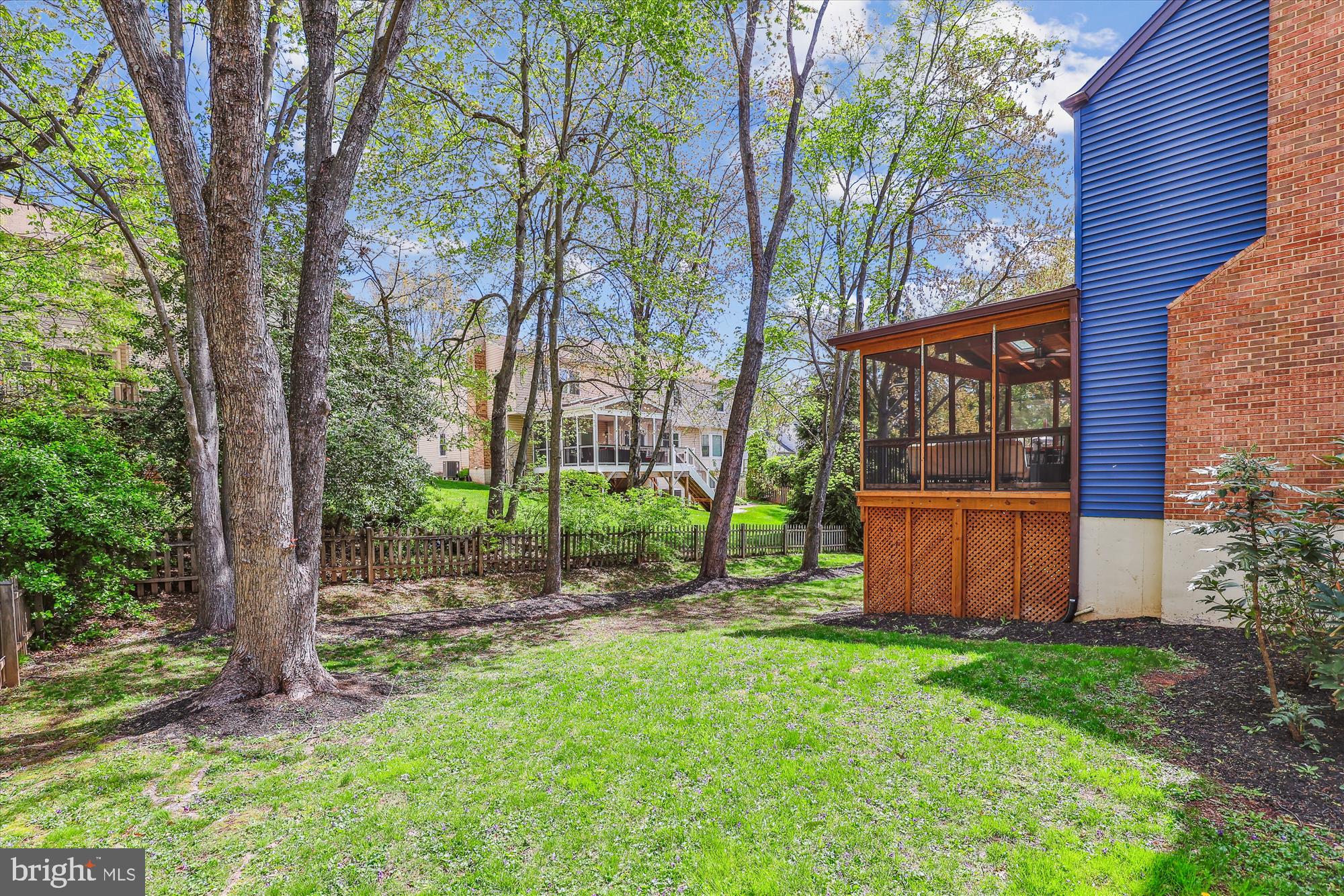 FAIR OAKS ESTATES - Residential