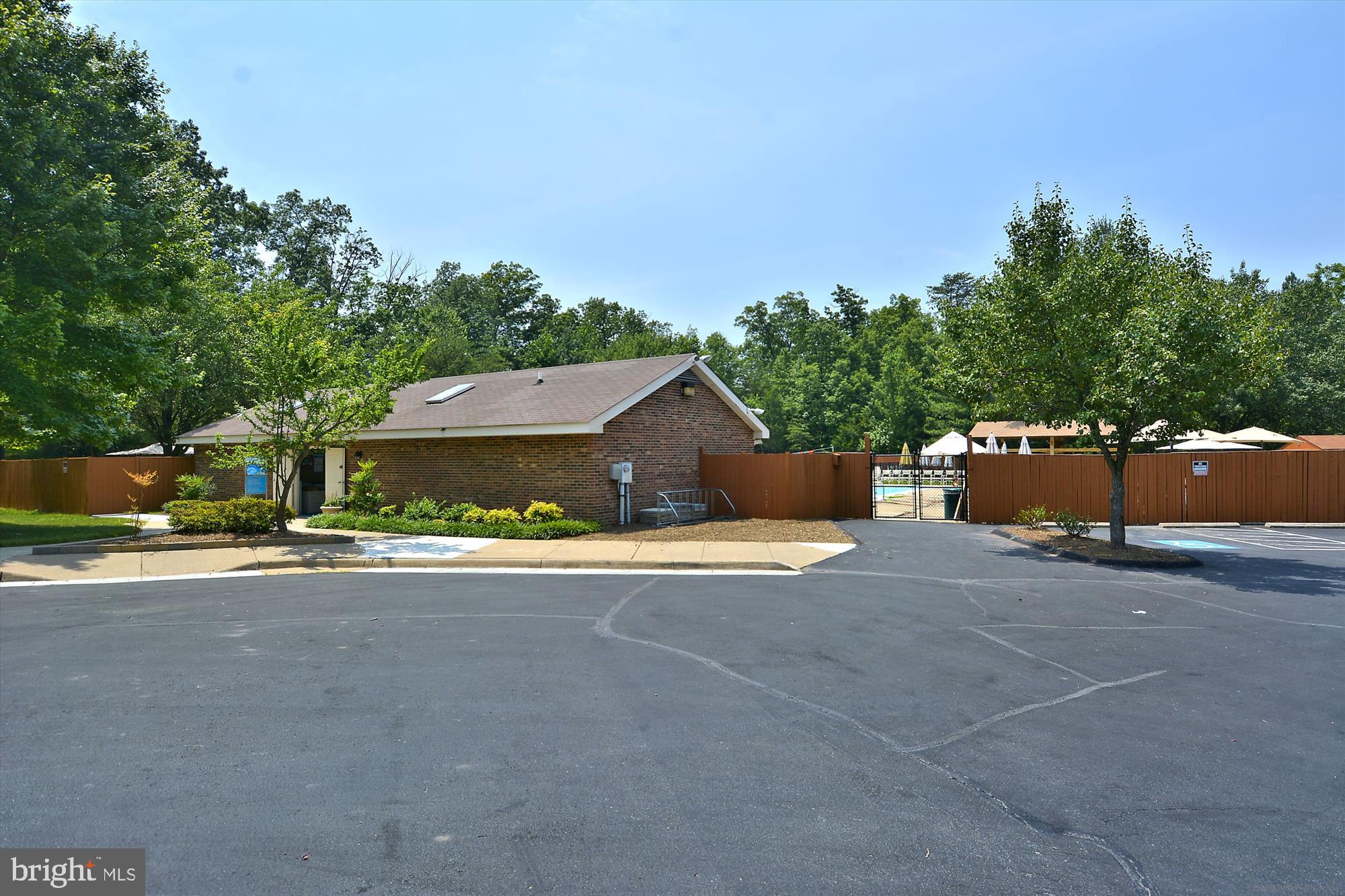 FAIR OAKS ESTATES - Residential