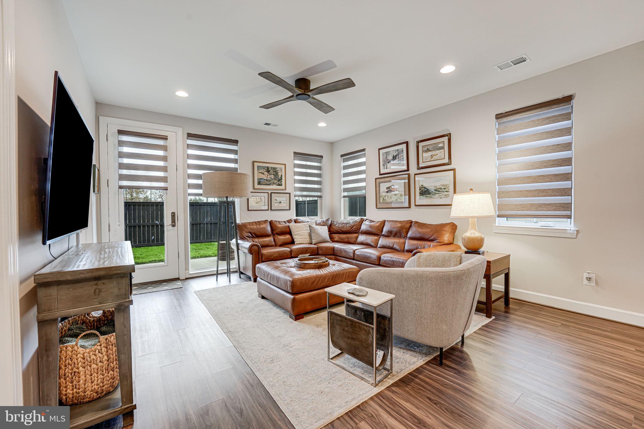 631 ANGELFISH WAY