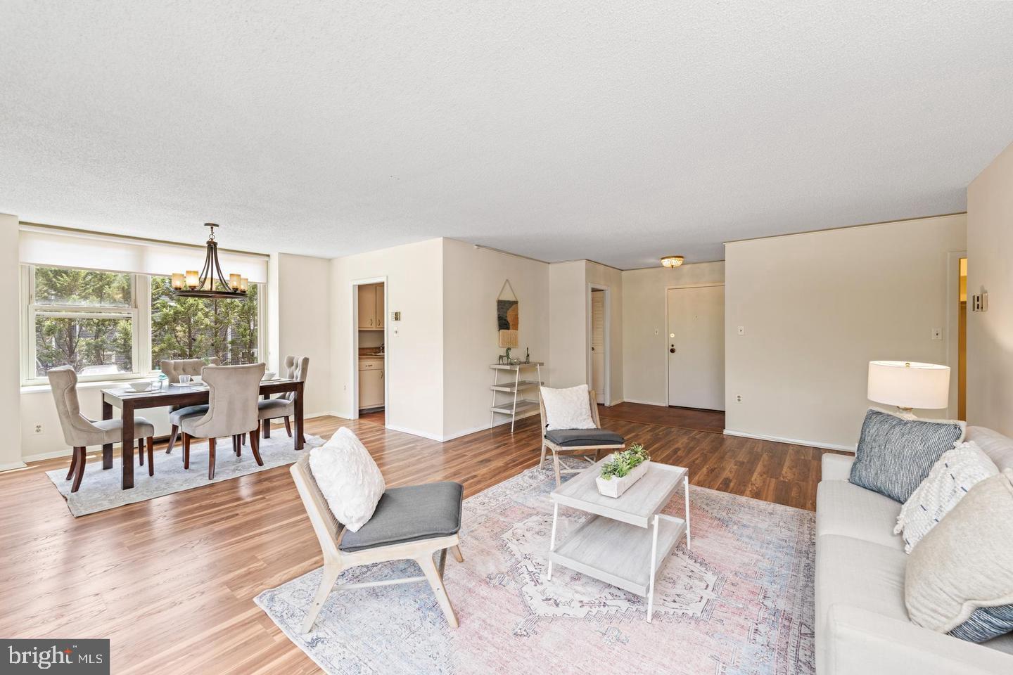 4401 ROLAND AVENUE 115